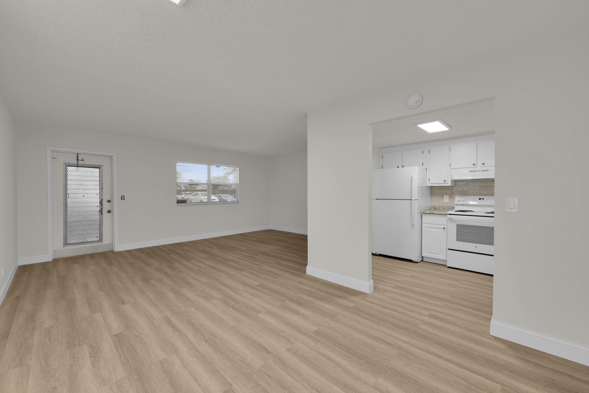  Residence photo 9