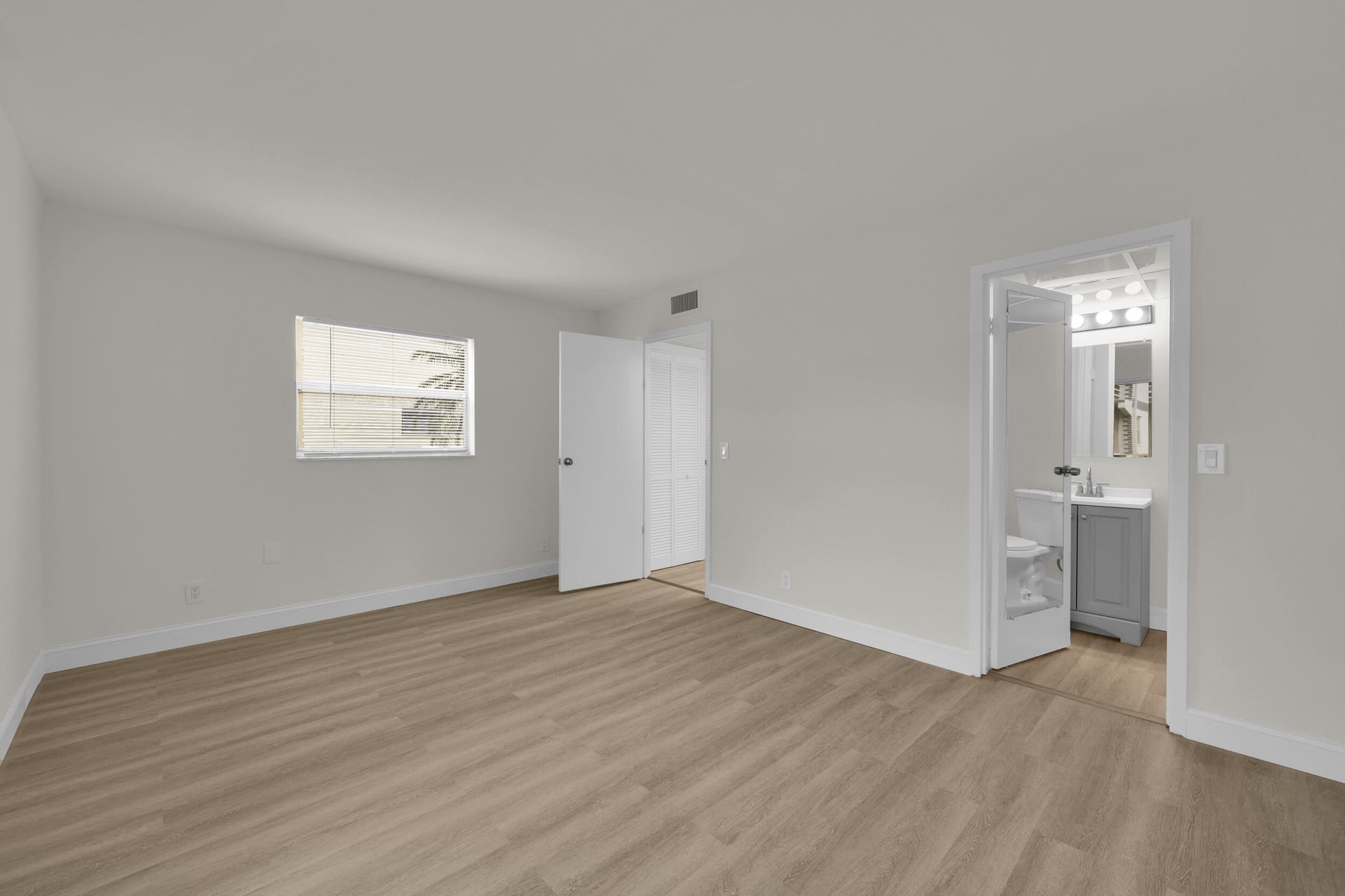  Residence photo 16