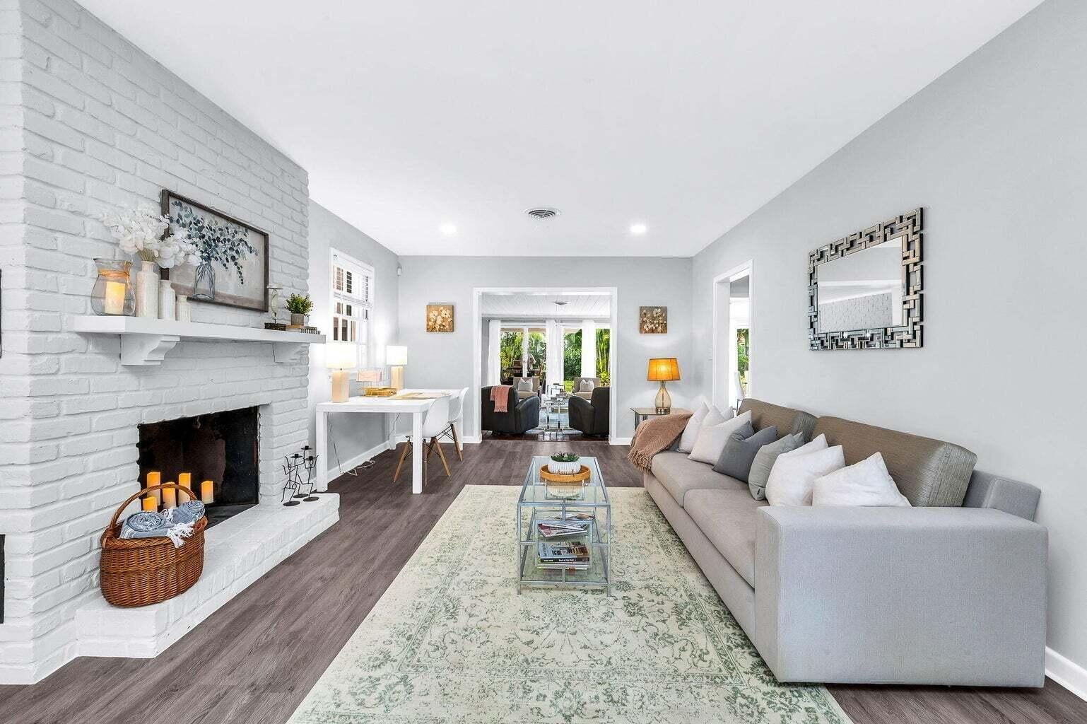 SoSo West Palm Beach Residence photo 5