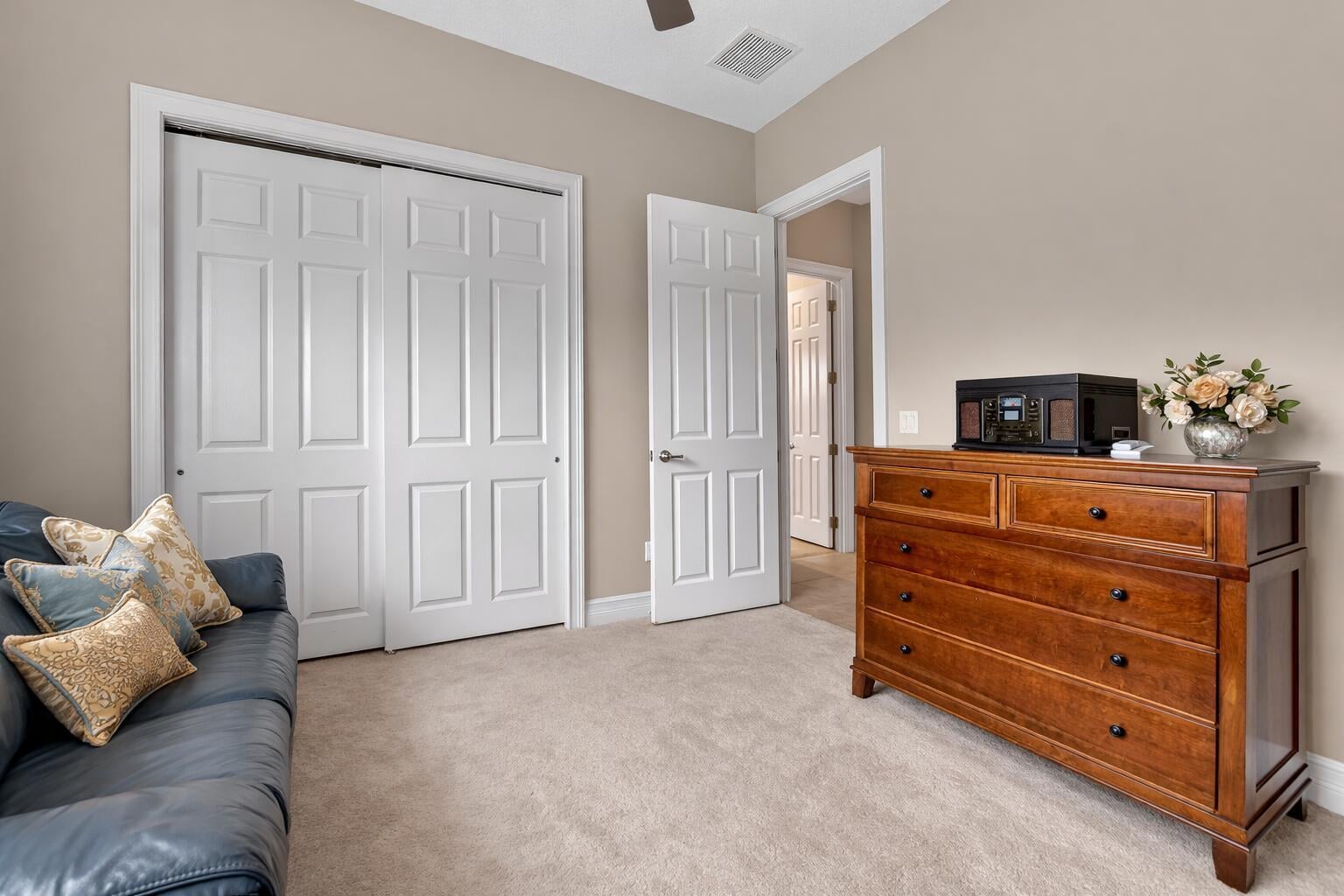  Residence photo 19