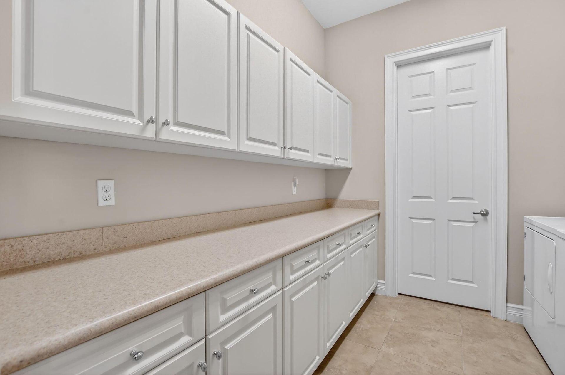  Residence photo 25