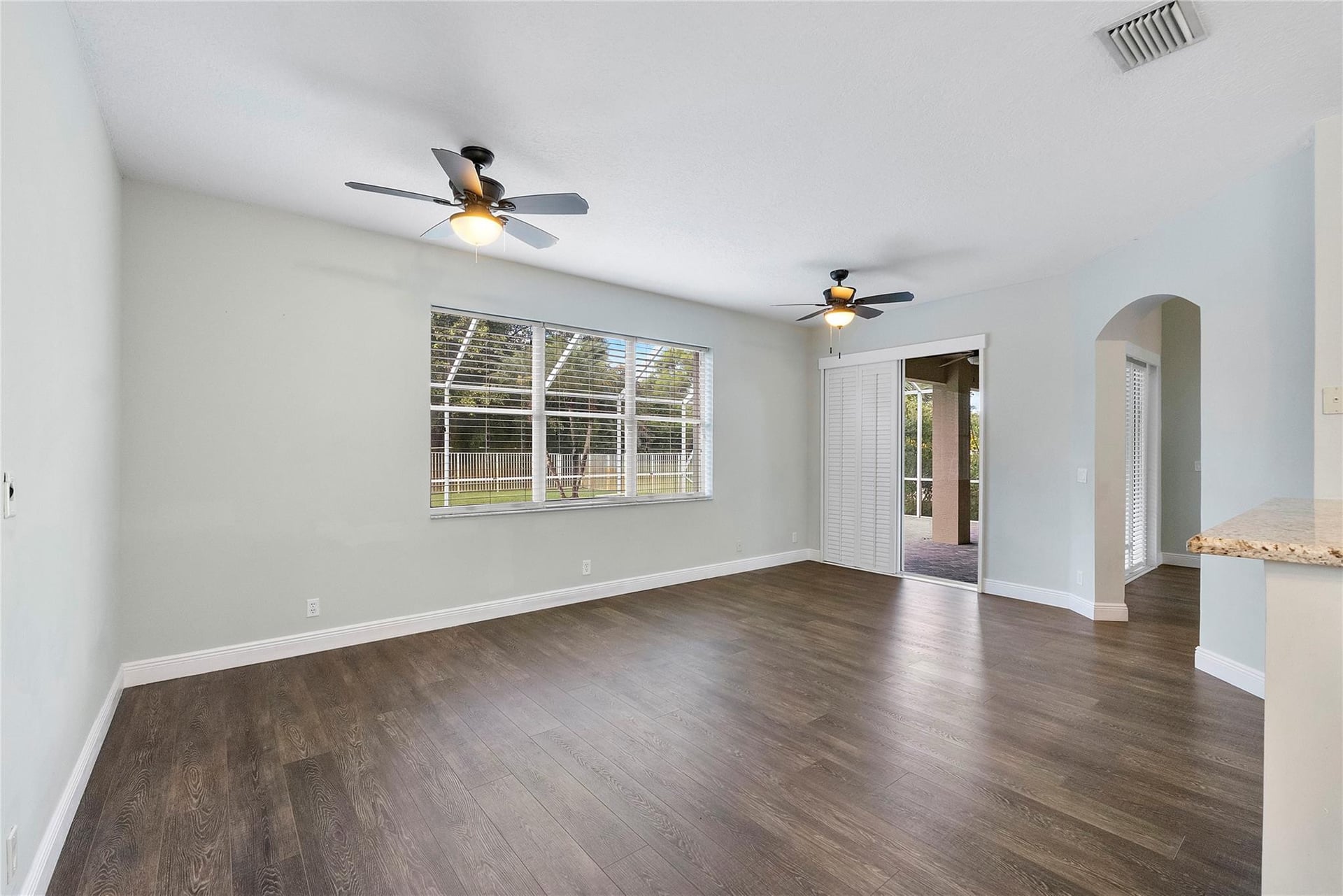  Residence photo 21