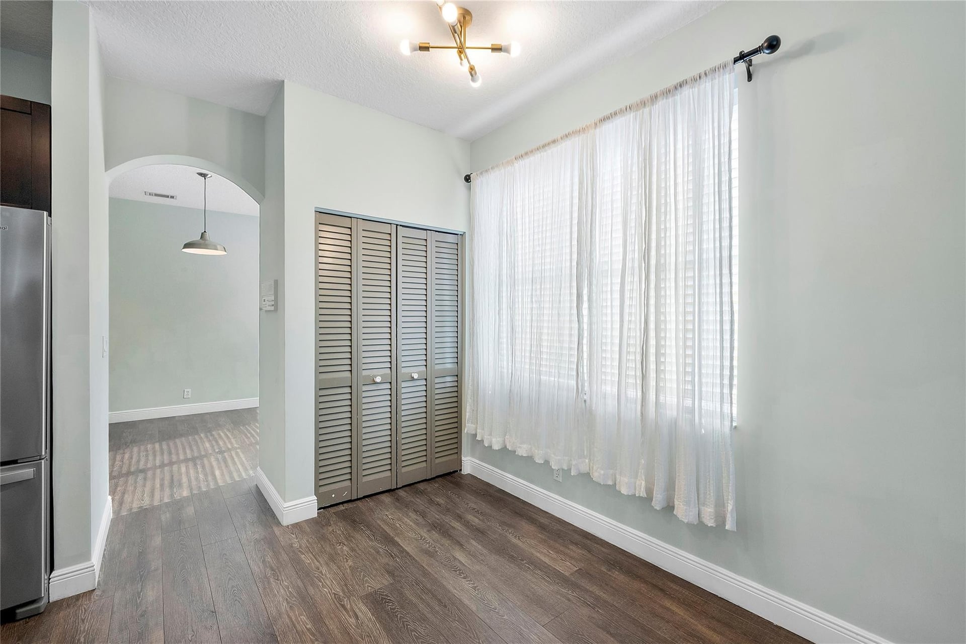  Residence photo 27