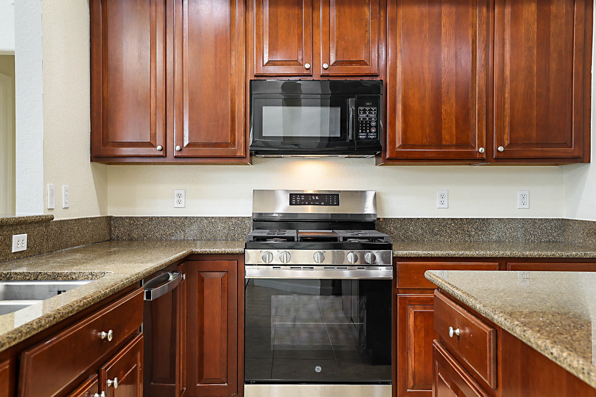 Residence photo 25