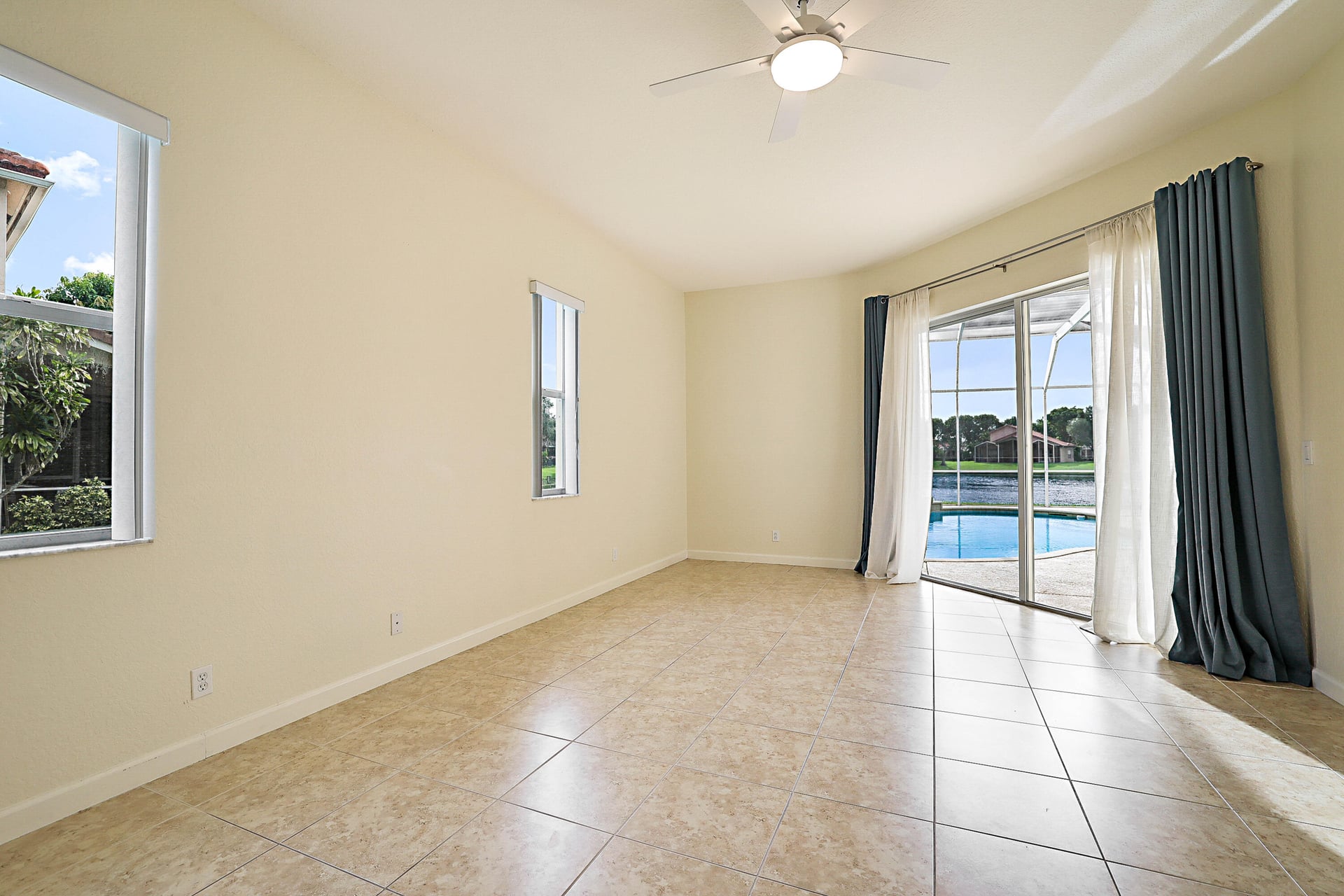 Residence photo 26