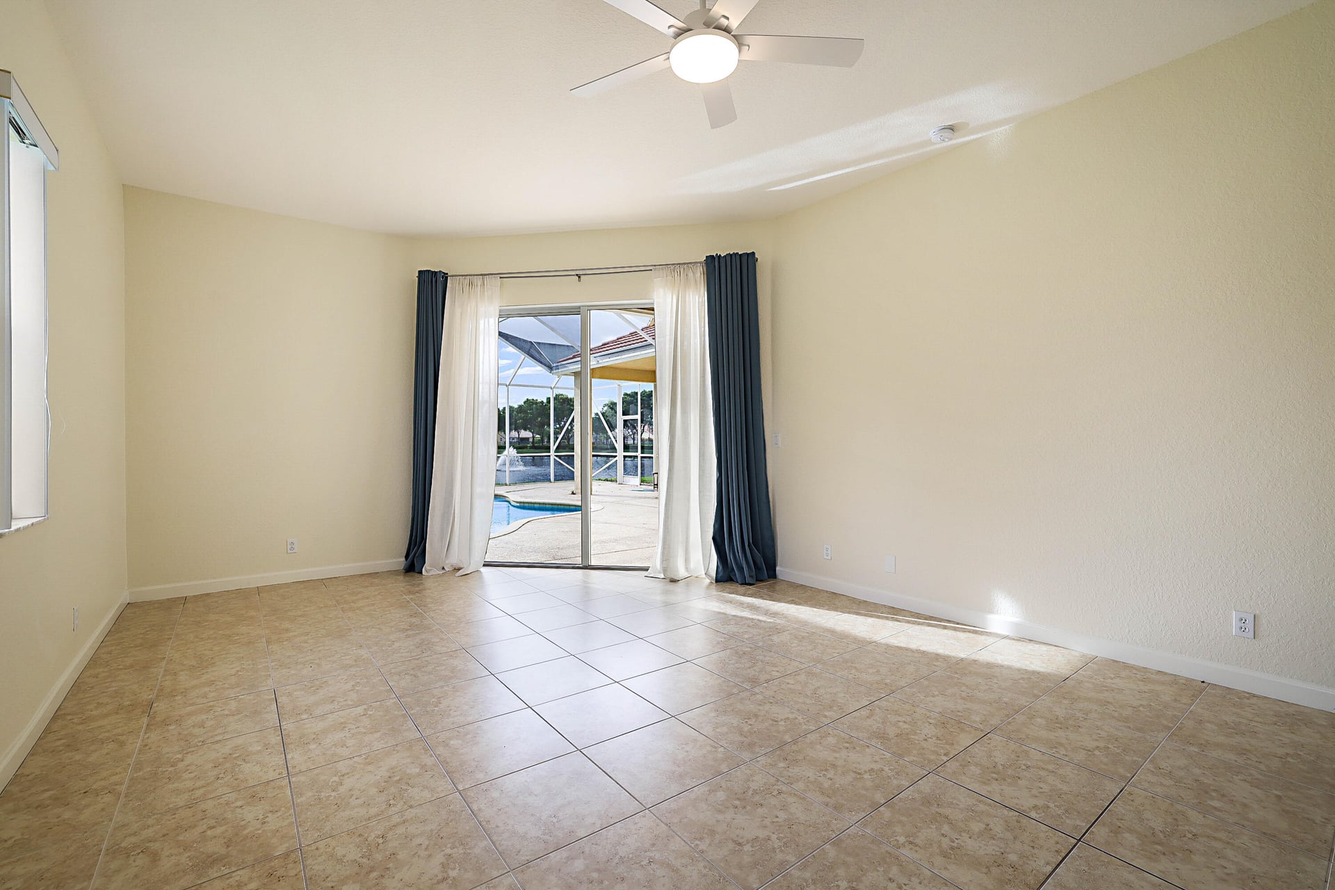 Residence photo 27
