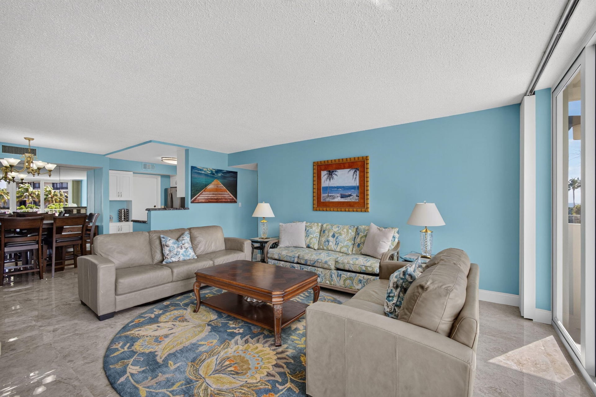 Unit 209 photo 2