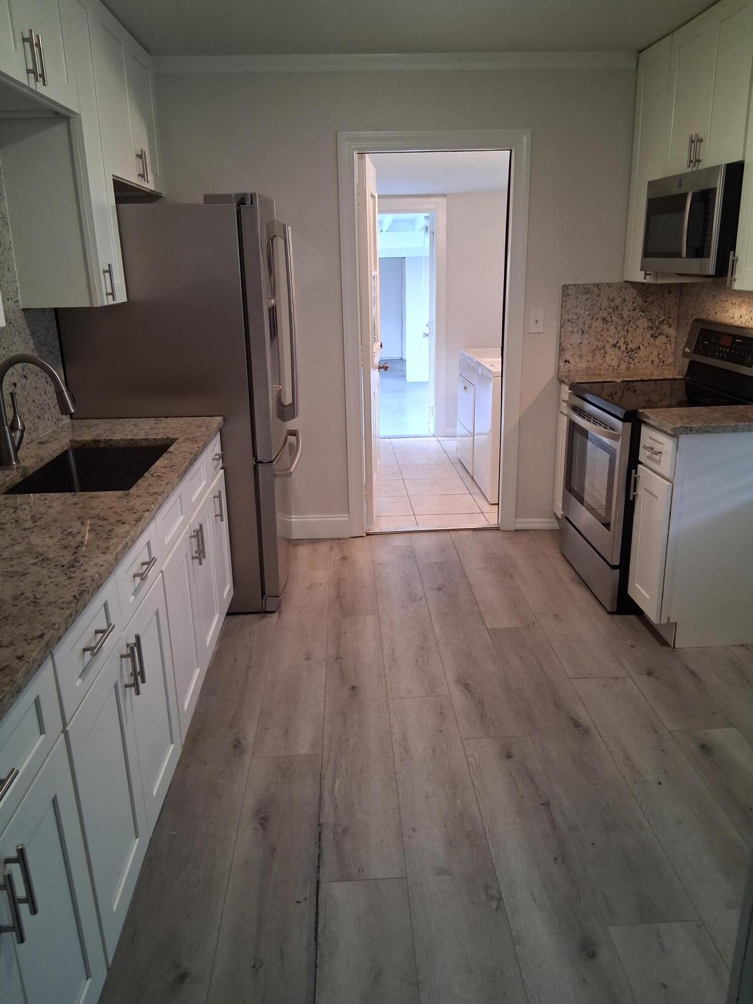 West Palm Beach Residence photo 7