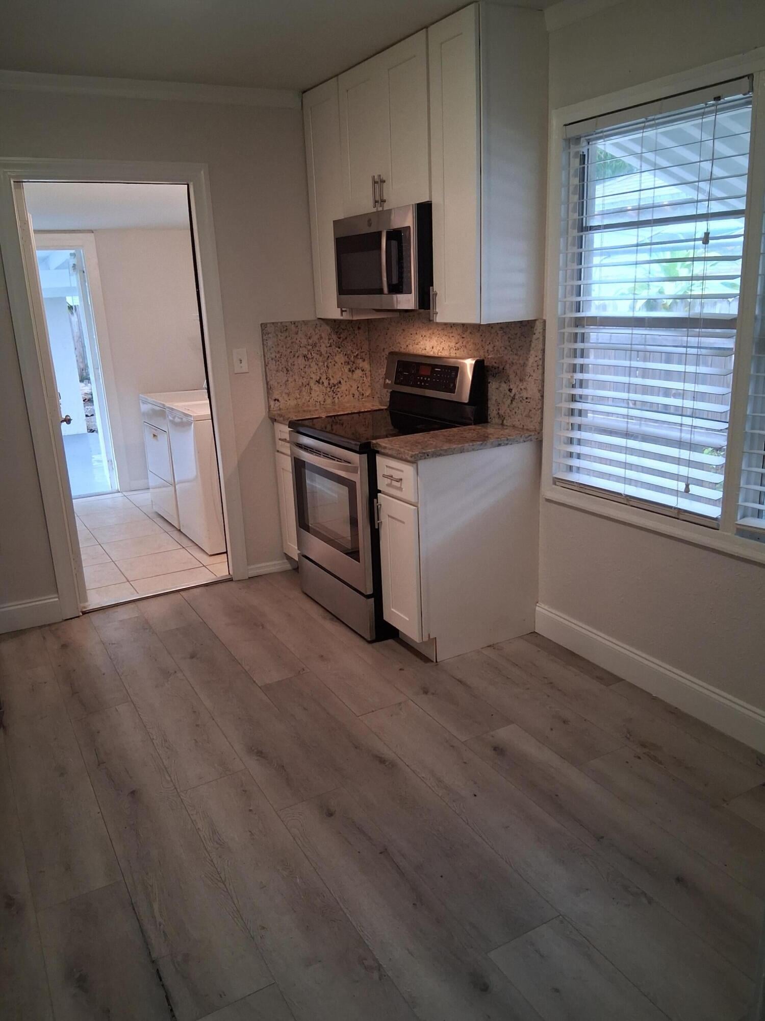 West Palm Beach Residence photo 11