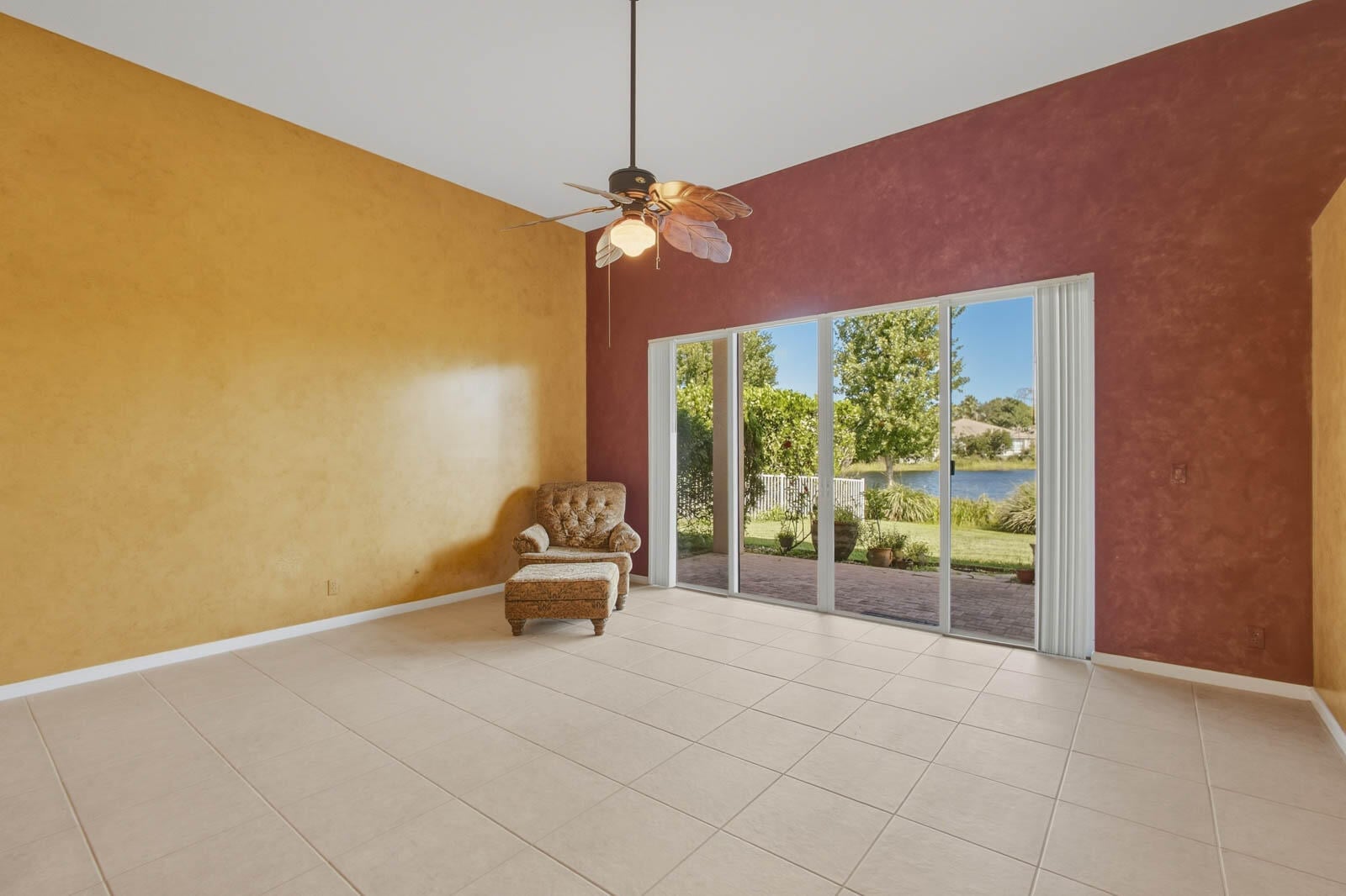  Residence photo 12