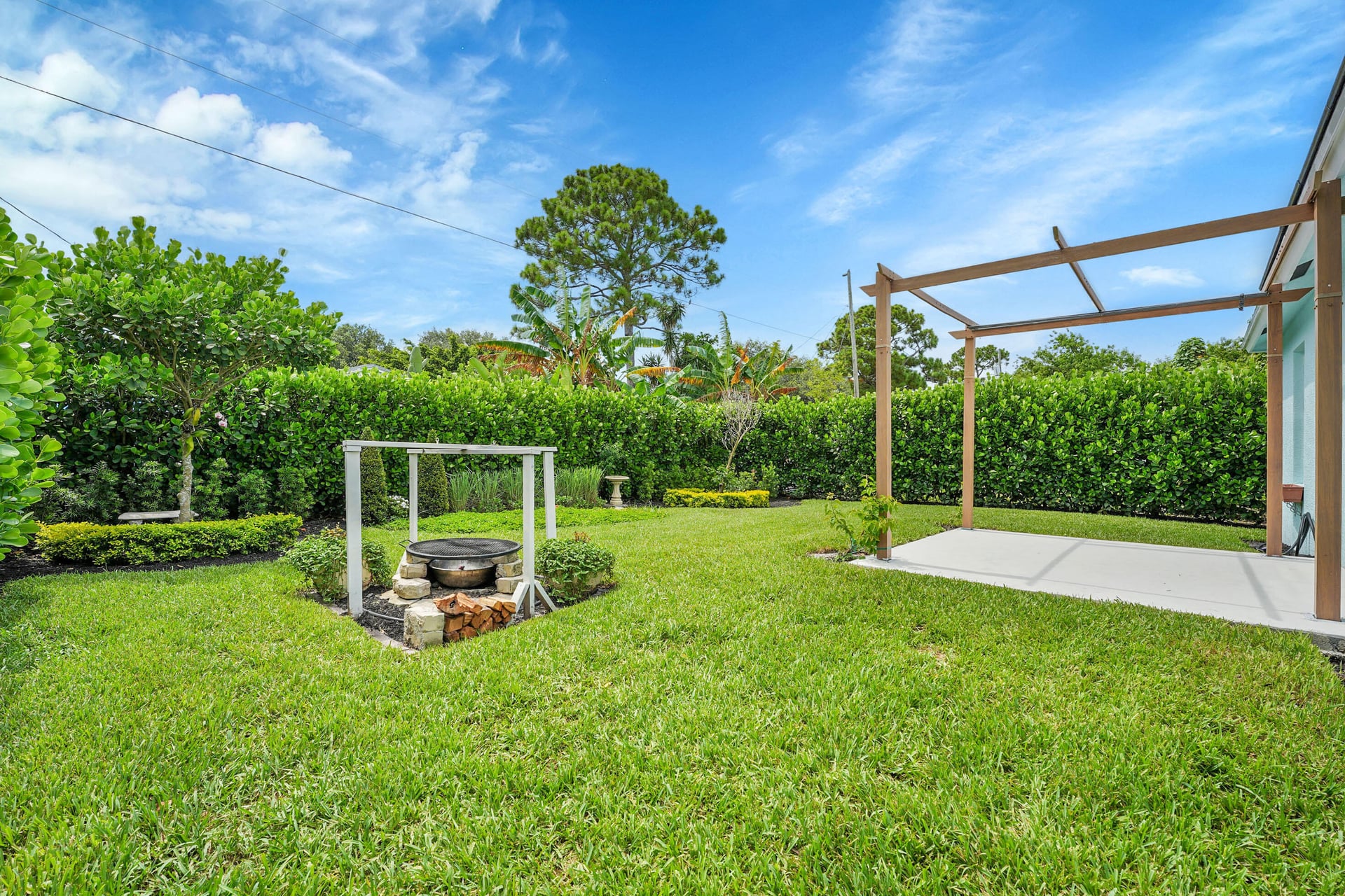  Residence photo 18