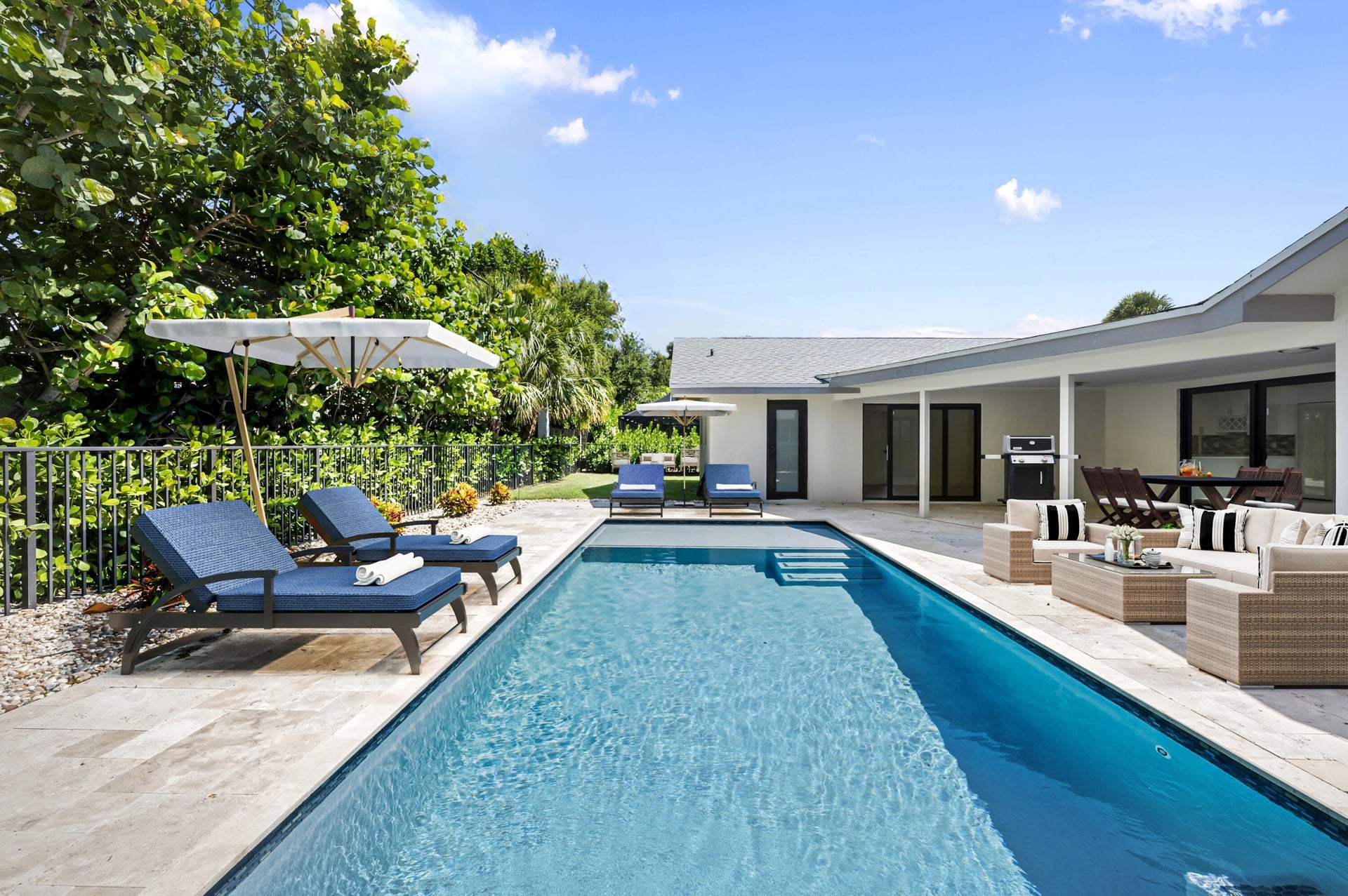 Residence photo 3