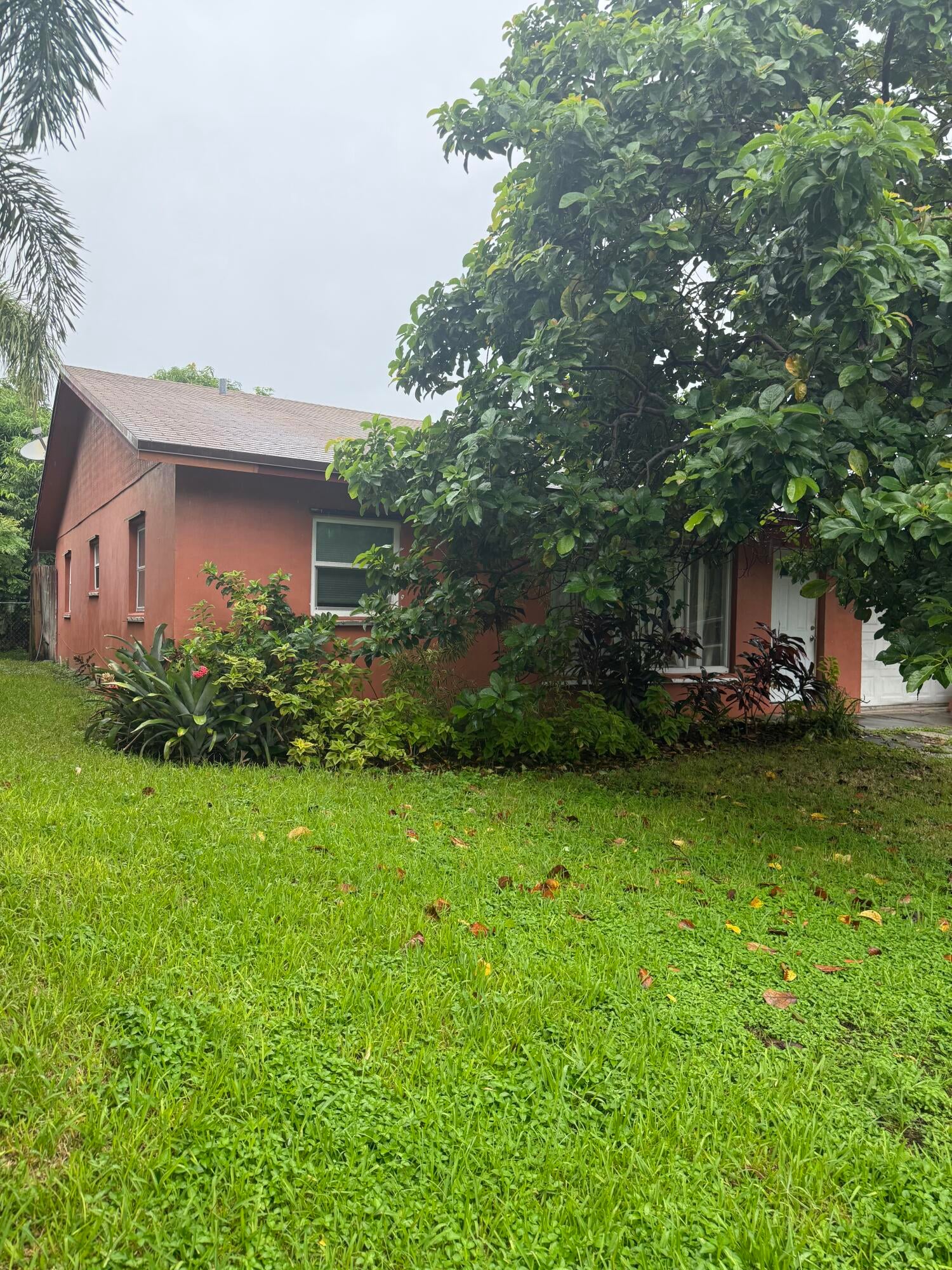 Residence photo 2