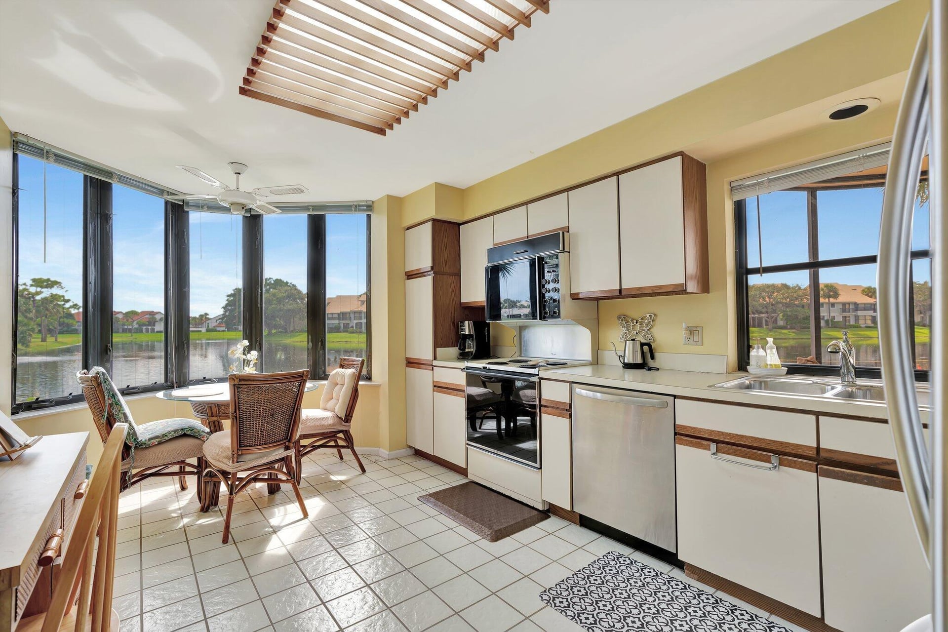Jonathan's Landing Jupiter FL Unit 162 photo 8