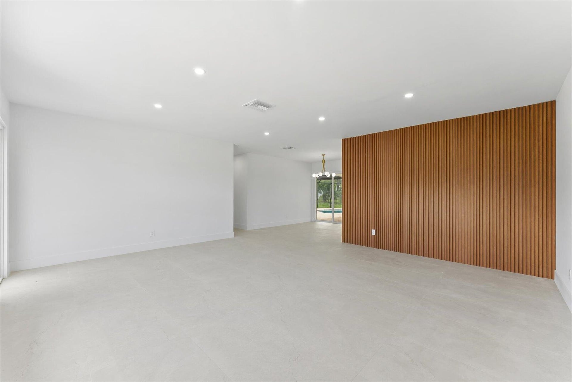 Residence photo 5