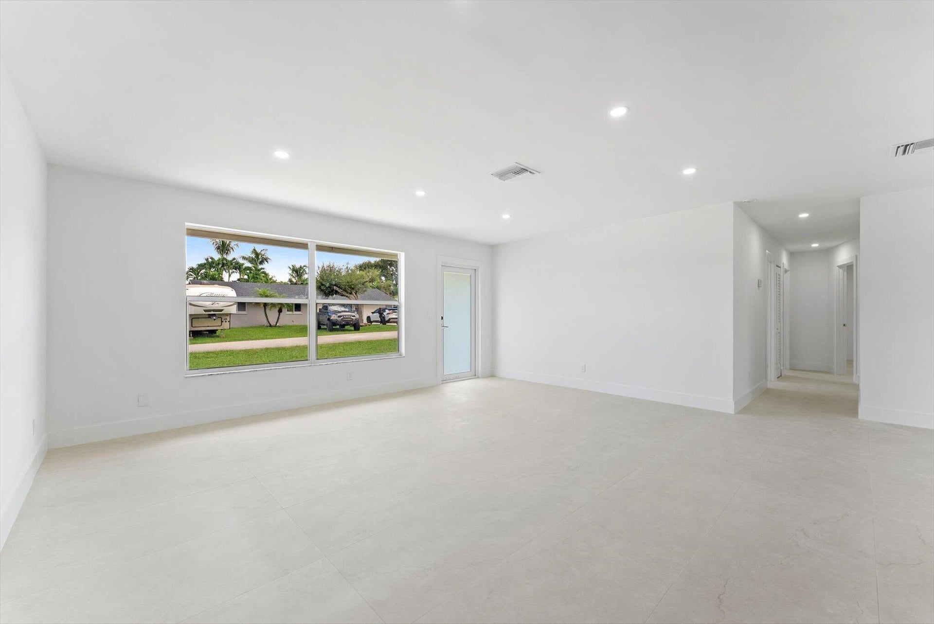 Residence photo 6