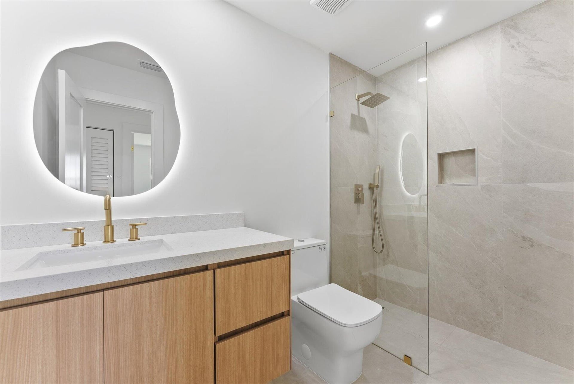 Residence photo 14