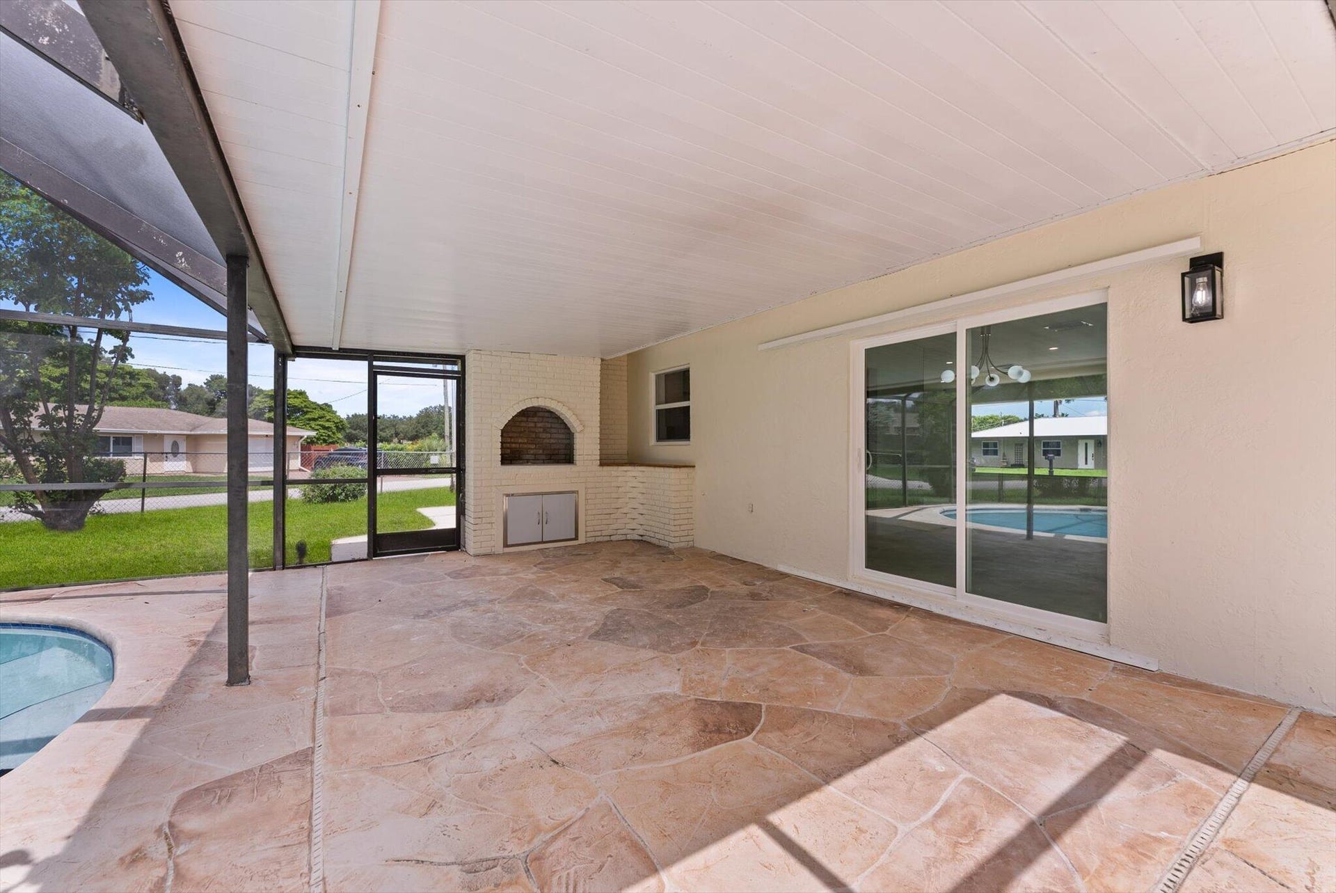Residence photo 33