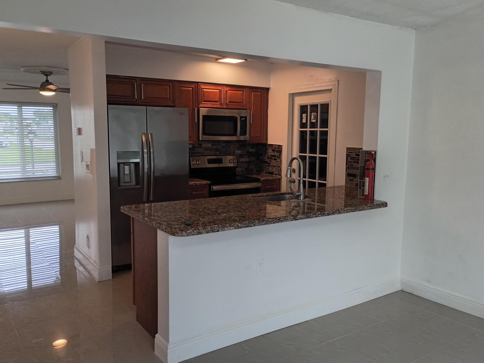 Residence photo 6