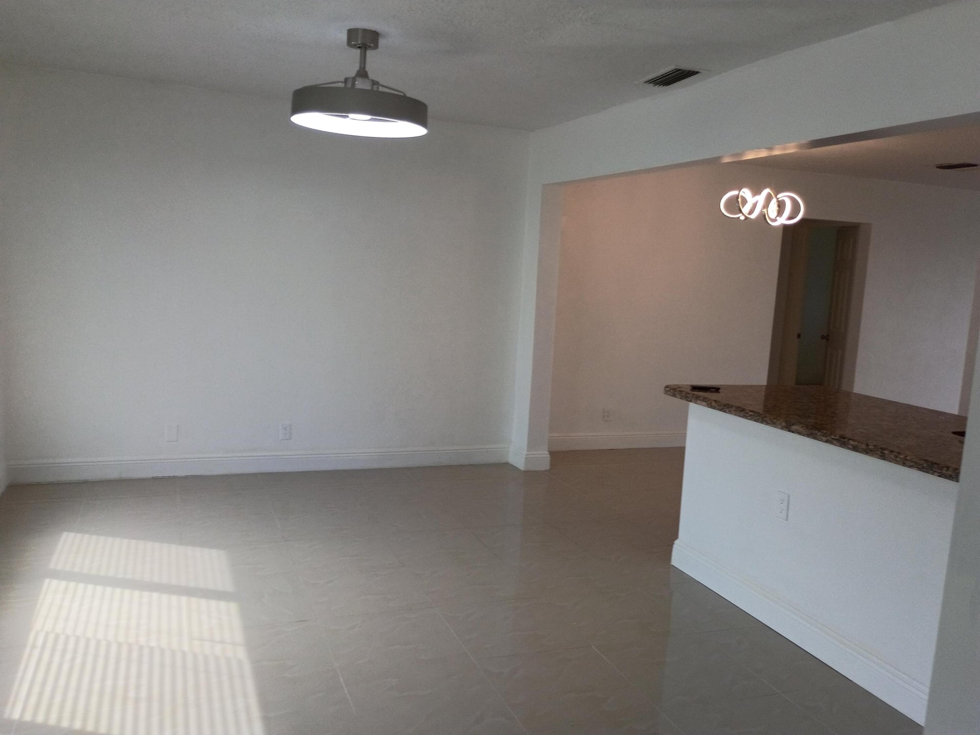 Residence photo 7