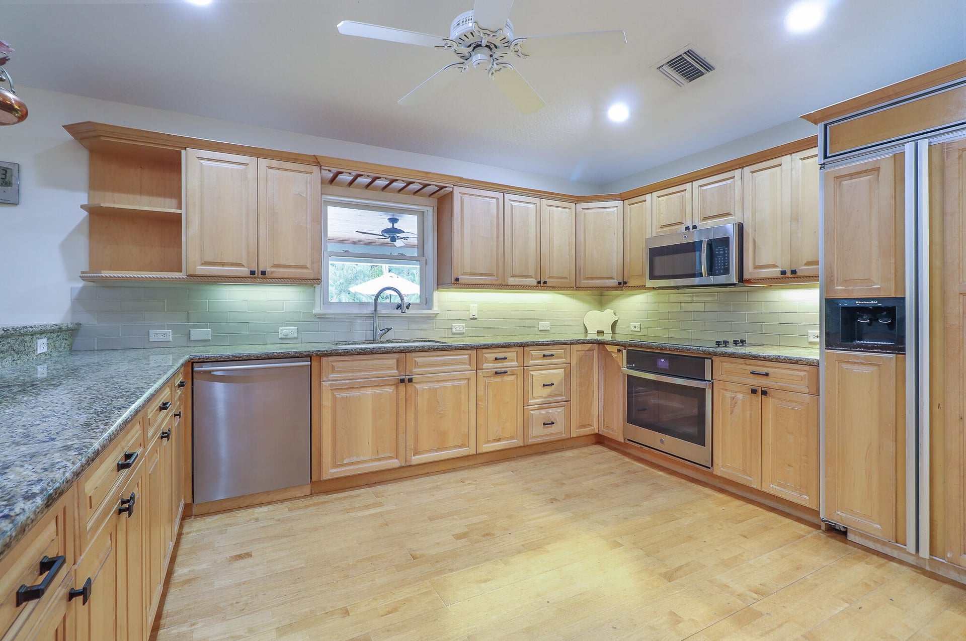 Residence photo 29
