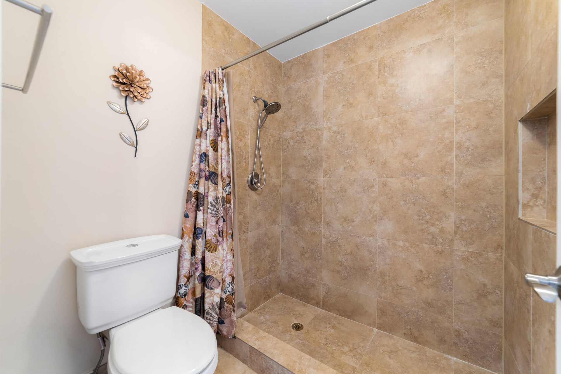 Residence photo 17