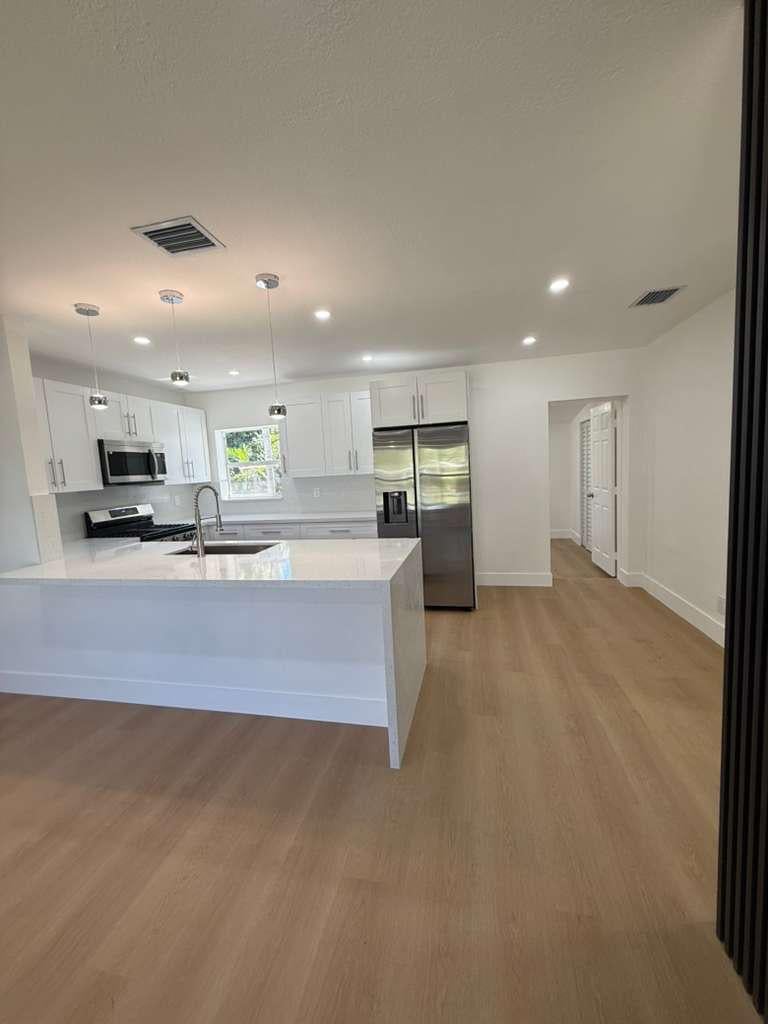 Residence photo 6