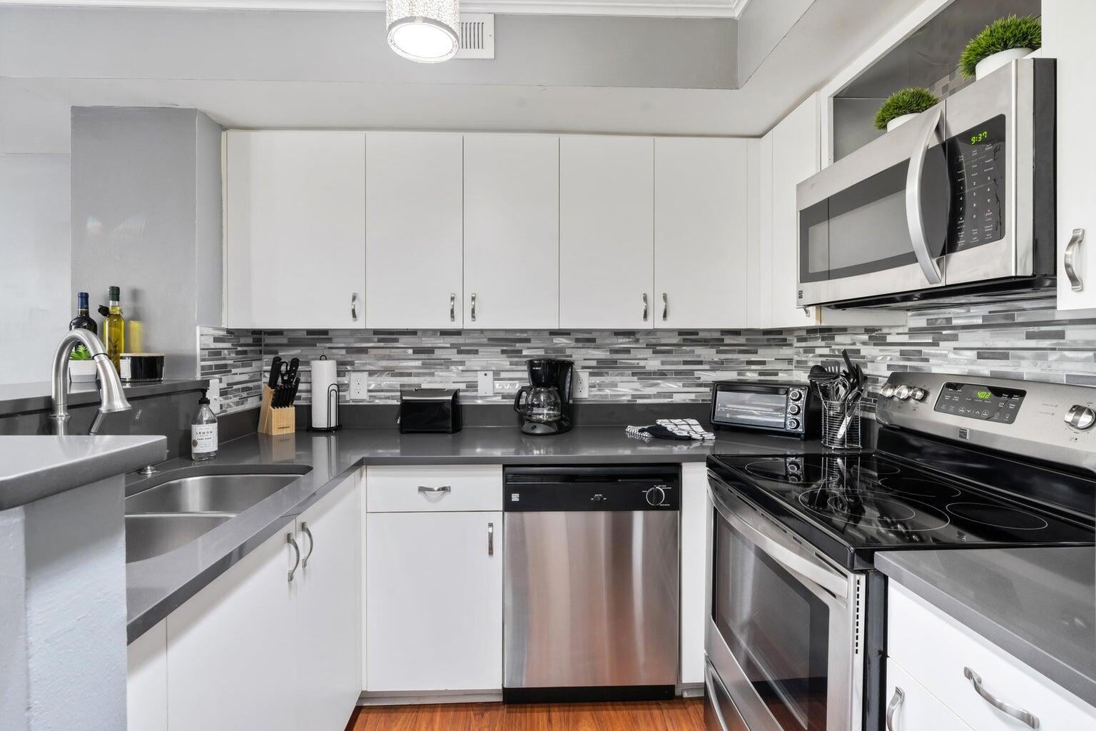  Unit 104 photo 22
