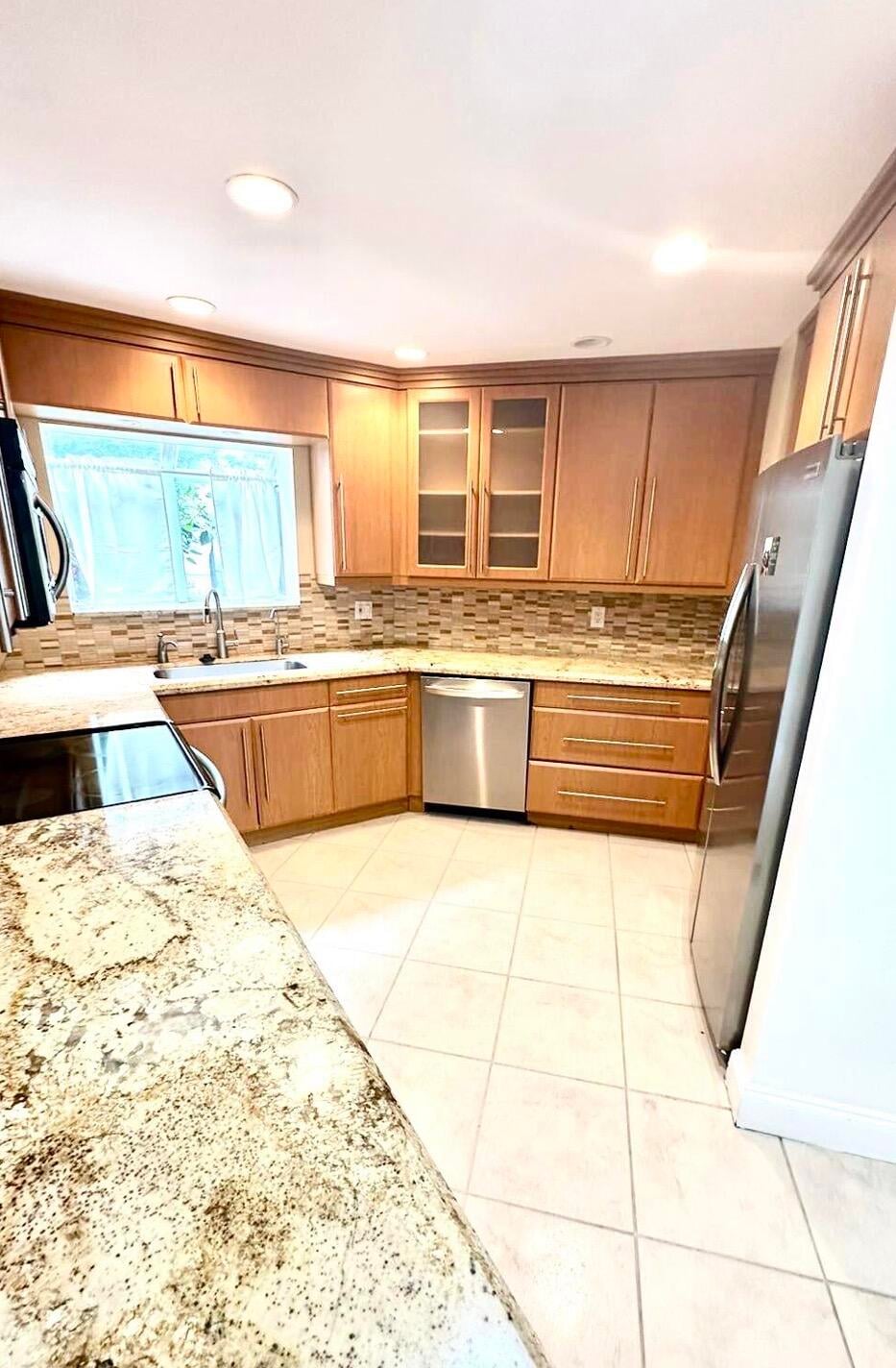  Unit 22641 photo 12