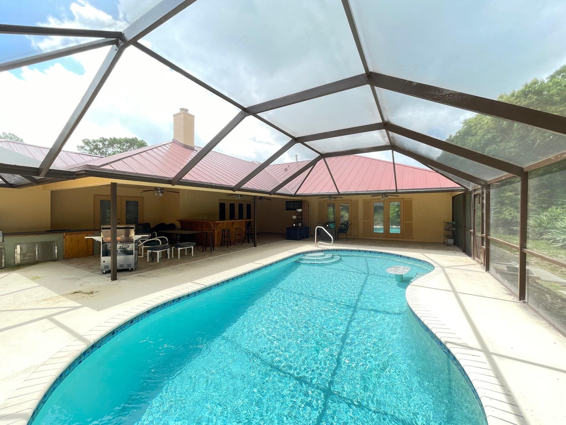 Residence photo 3