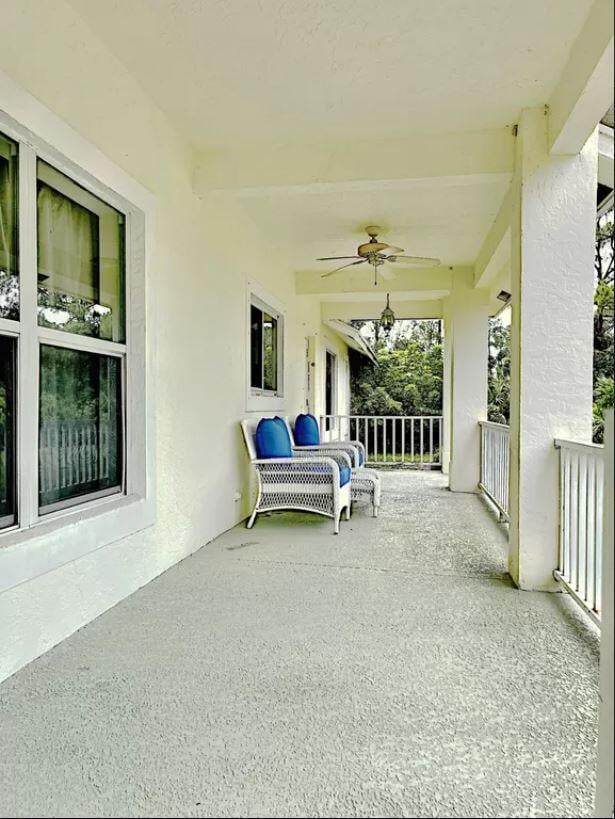 Residence photo 9