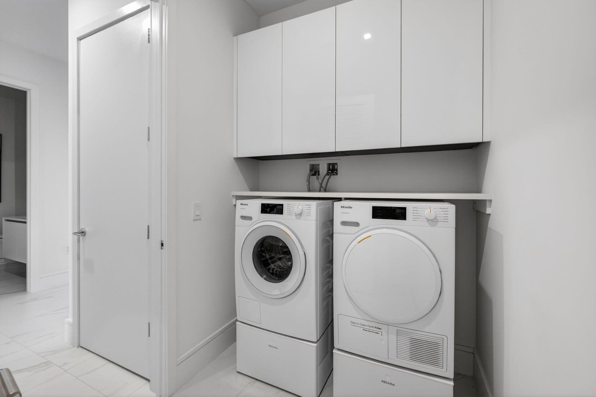 Nautilus 220 Unit 609 photo 25