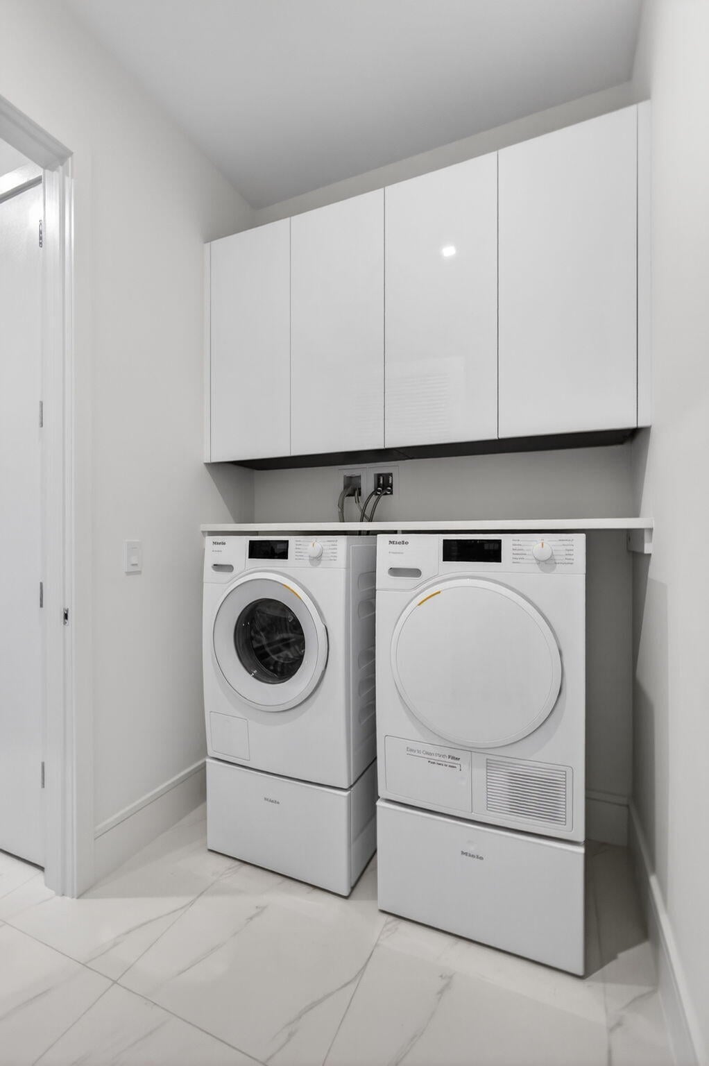 Nautilus 220 Unit 609 photo 26