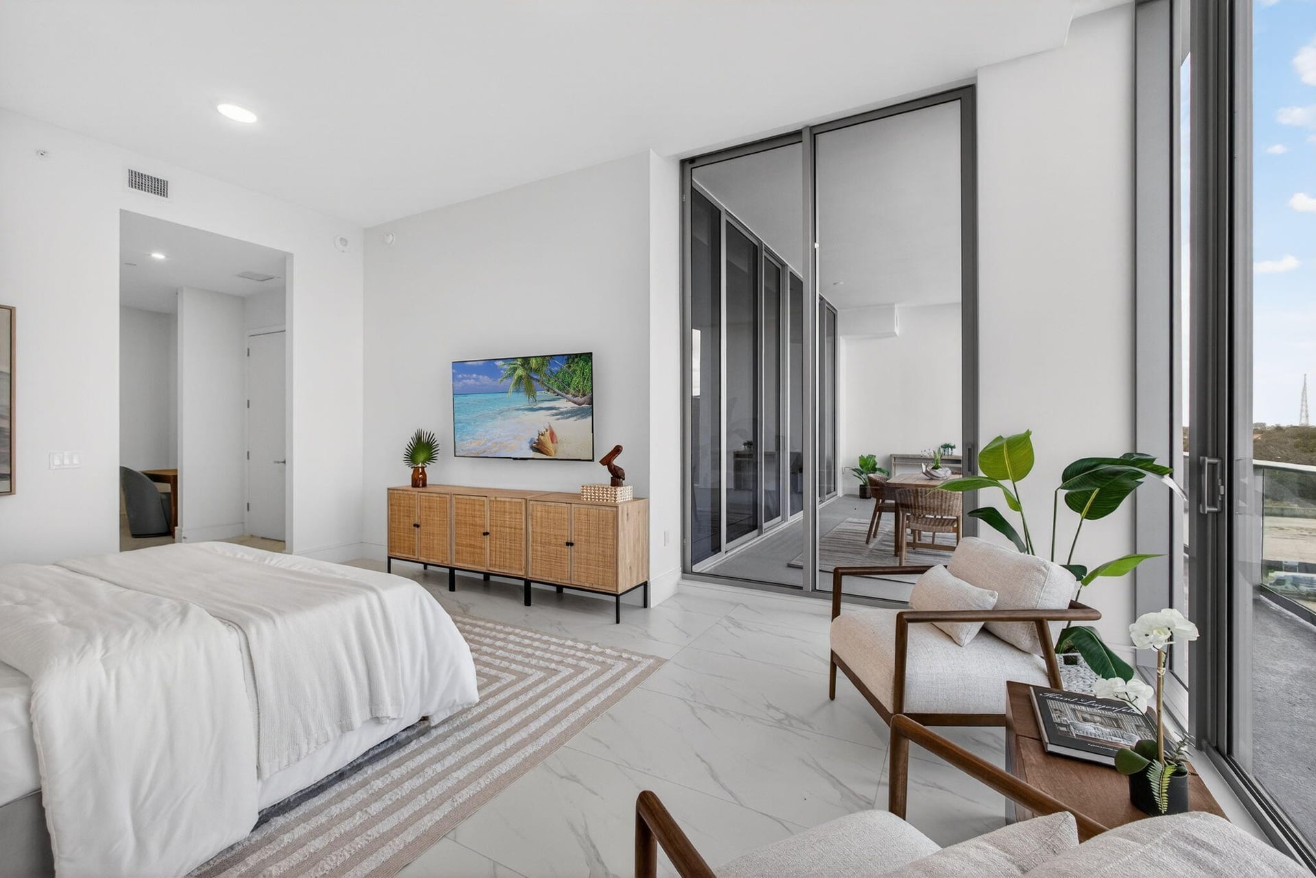 Nautilus 220 Unit 609 photo 32