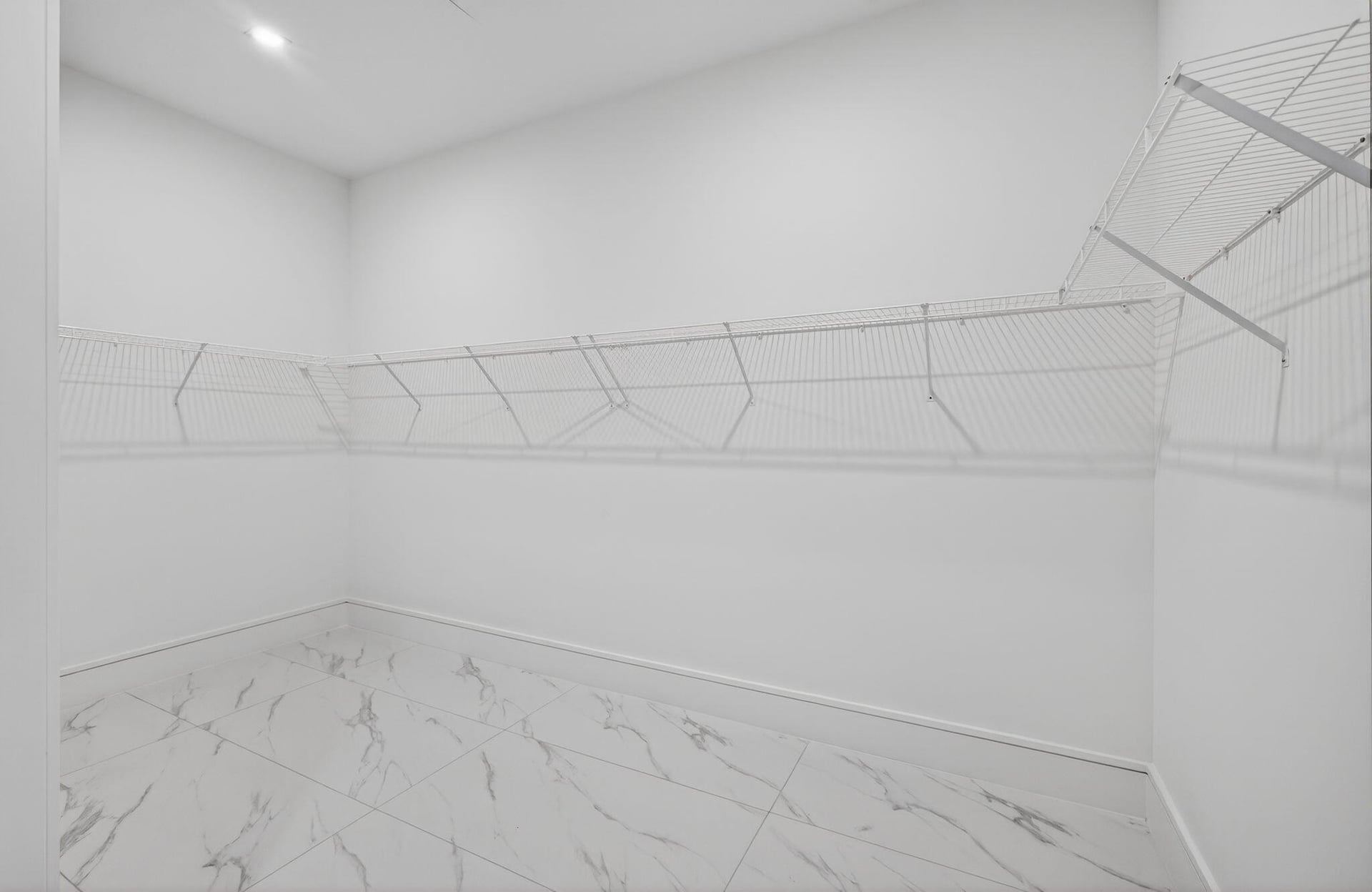 Nautilus 220 Unit 609 photo 35