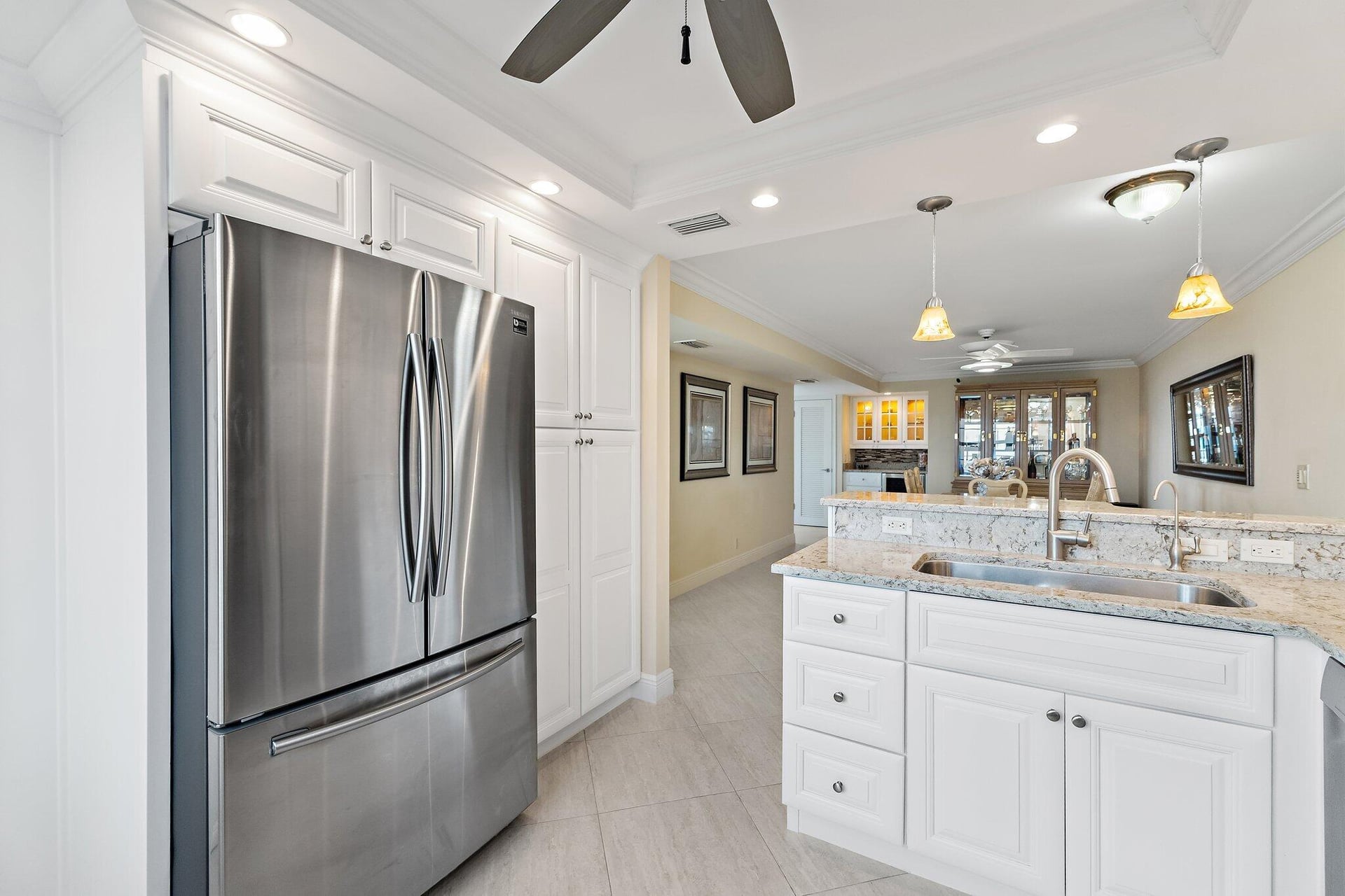 Unit 506 photo 13