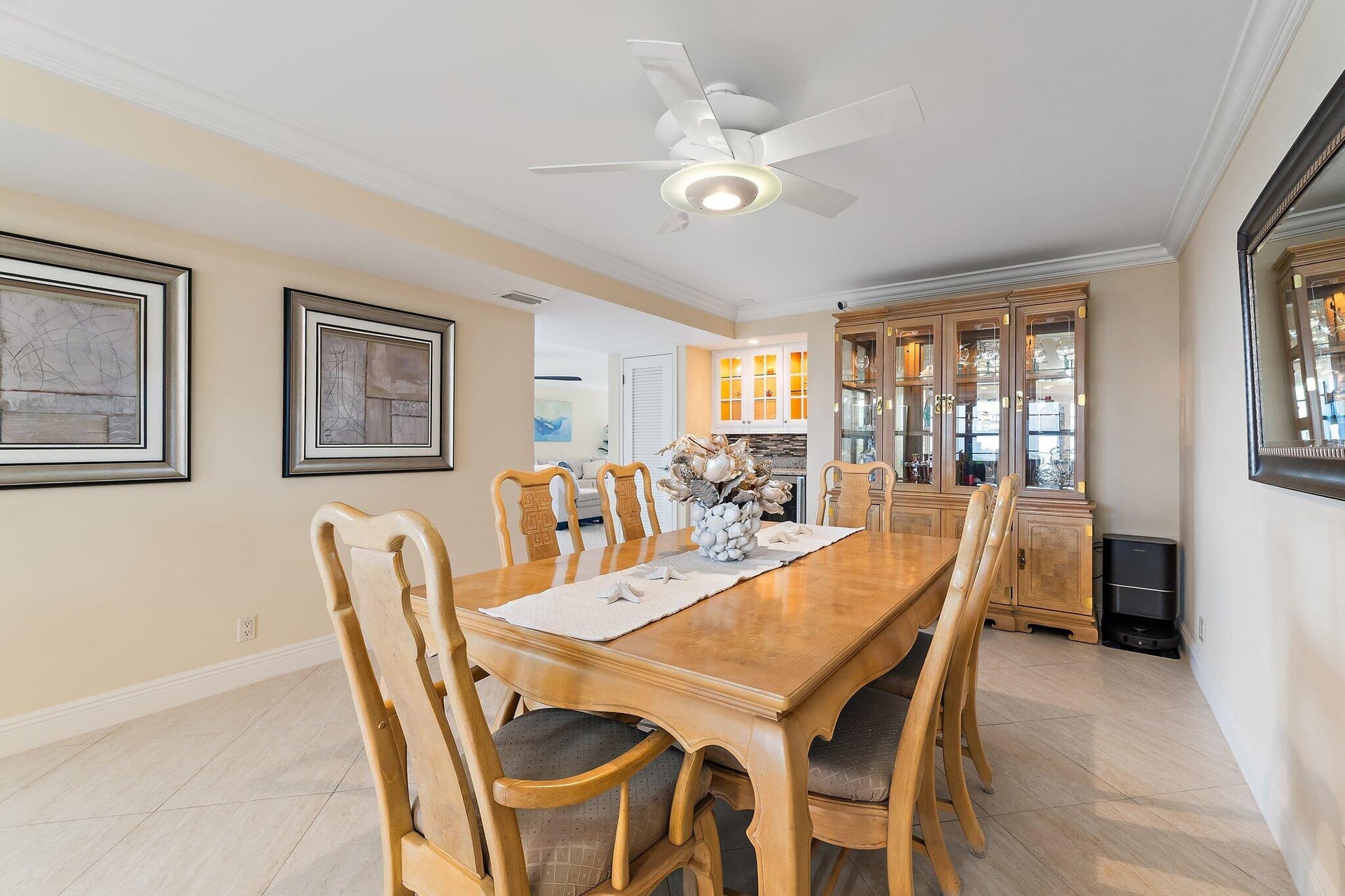 Unit 506 photo 15