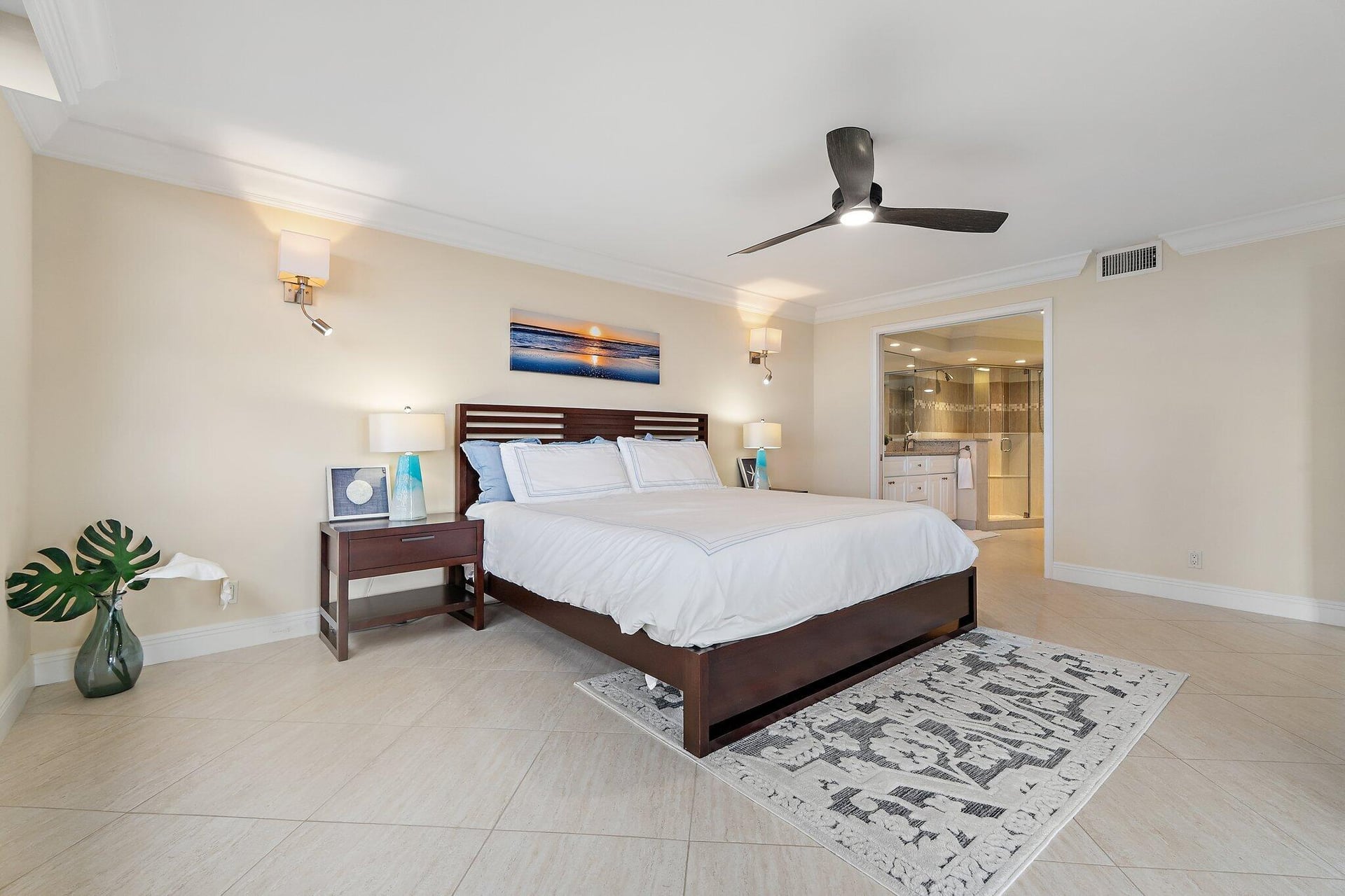 Unit 506 photo 33
