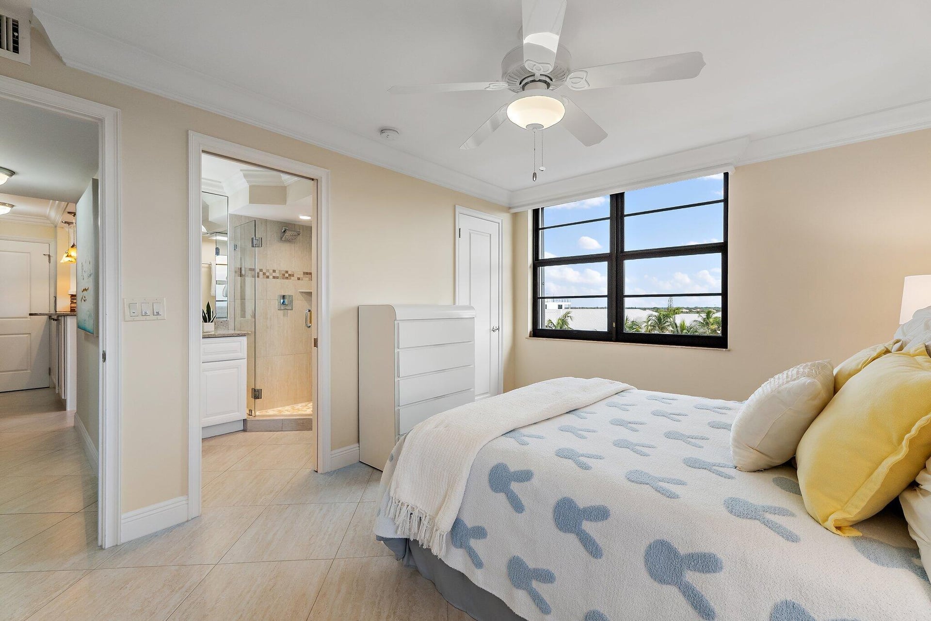 Unit 506 photo 45
