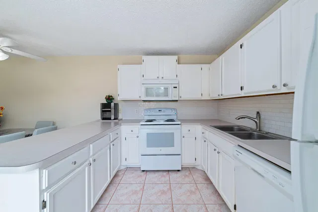 Residence photo 7