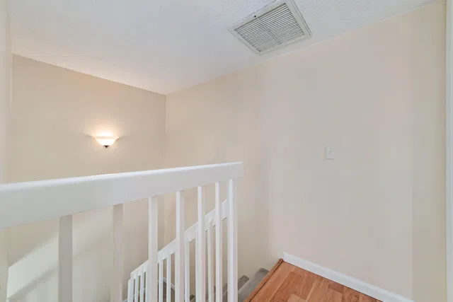 Residence photo 12