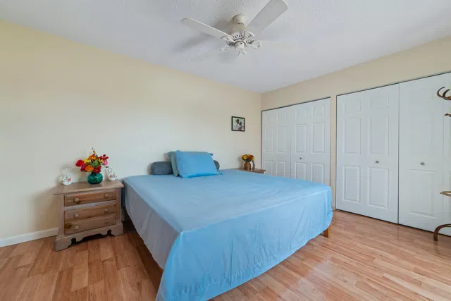 Residence photo 18