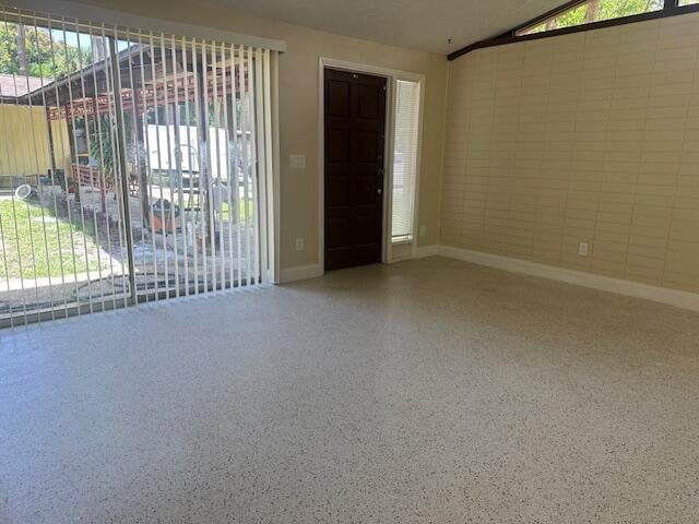  Residence photo 6