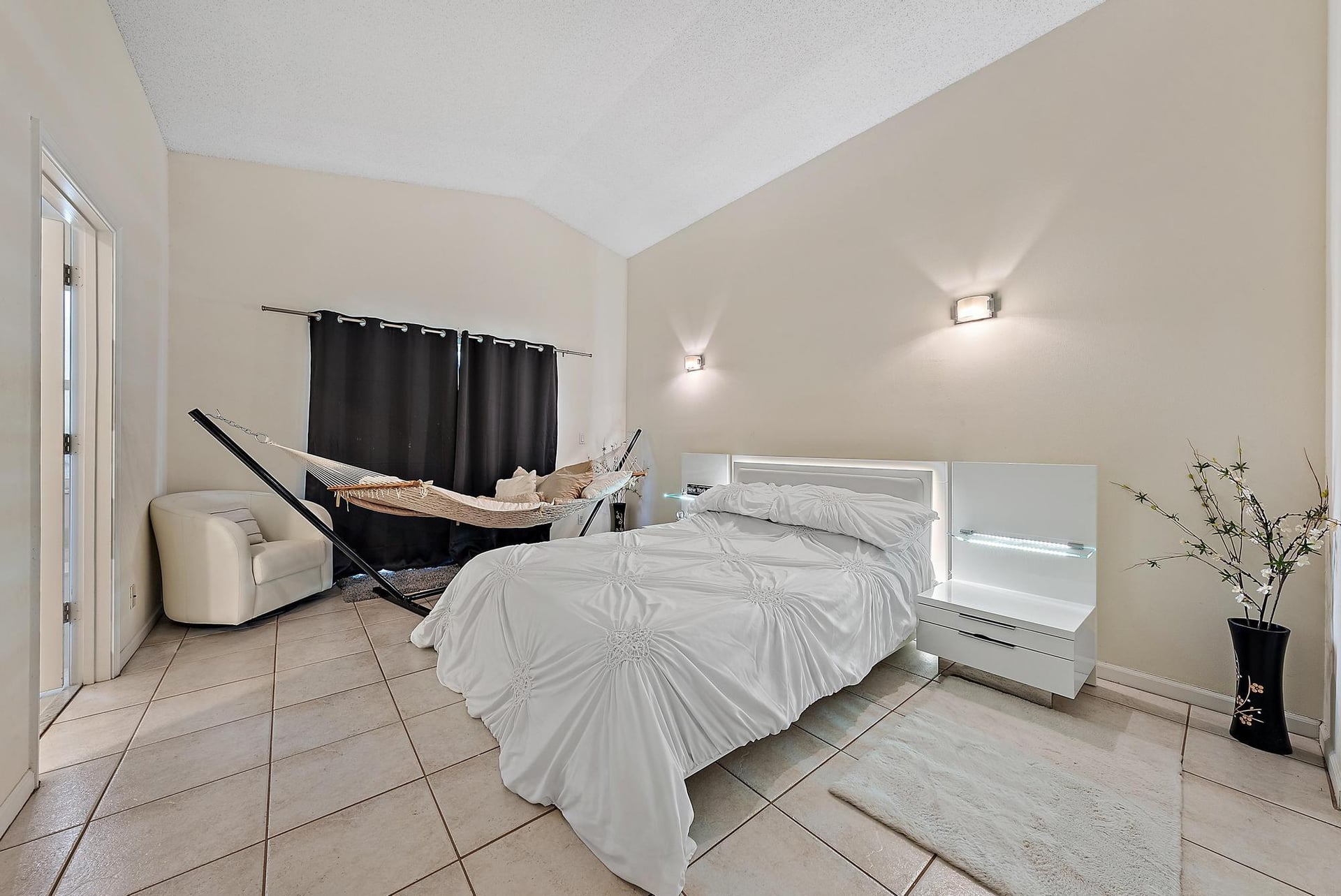  Residence photo 12