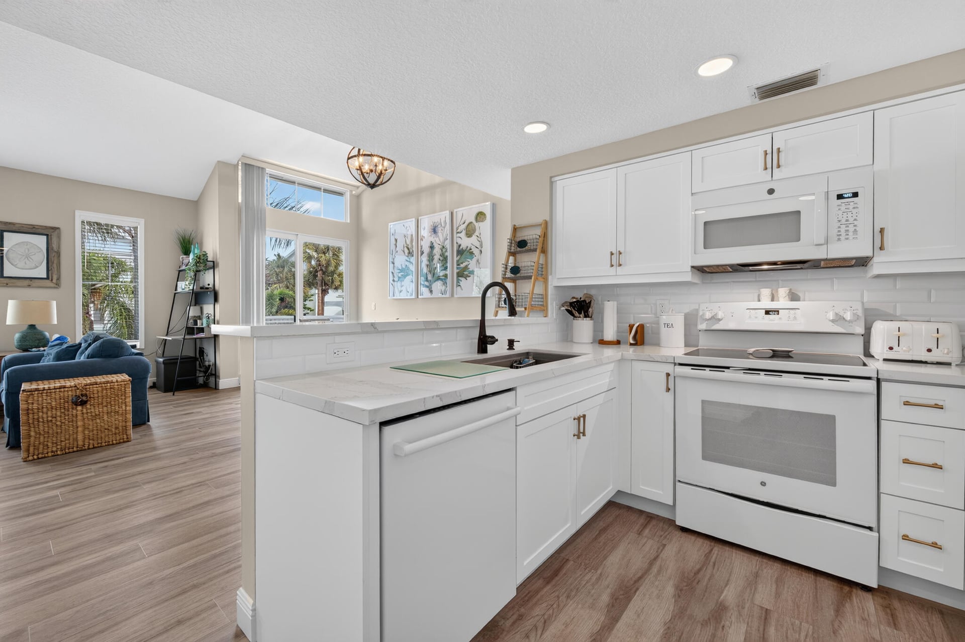  Residence photo 4