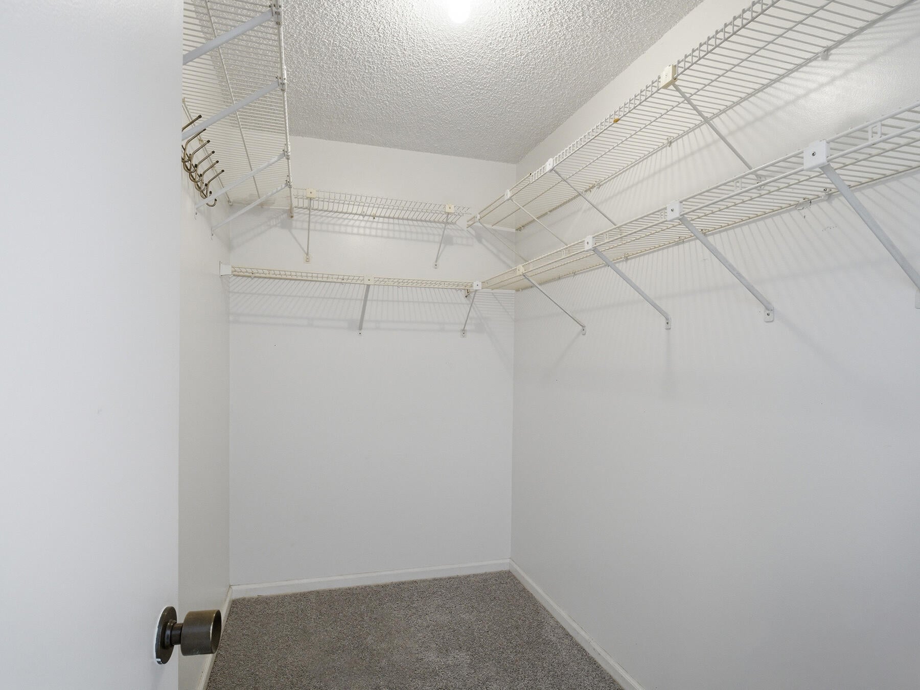 Unit 104 photo 9