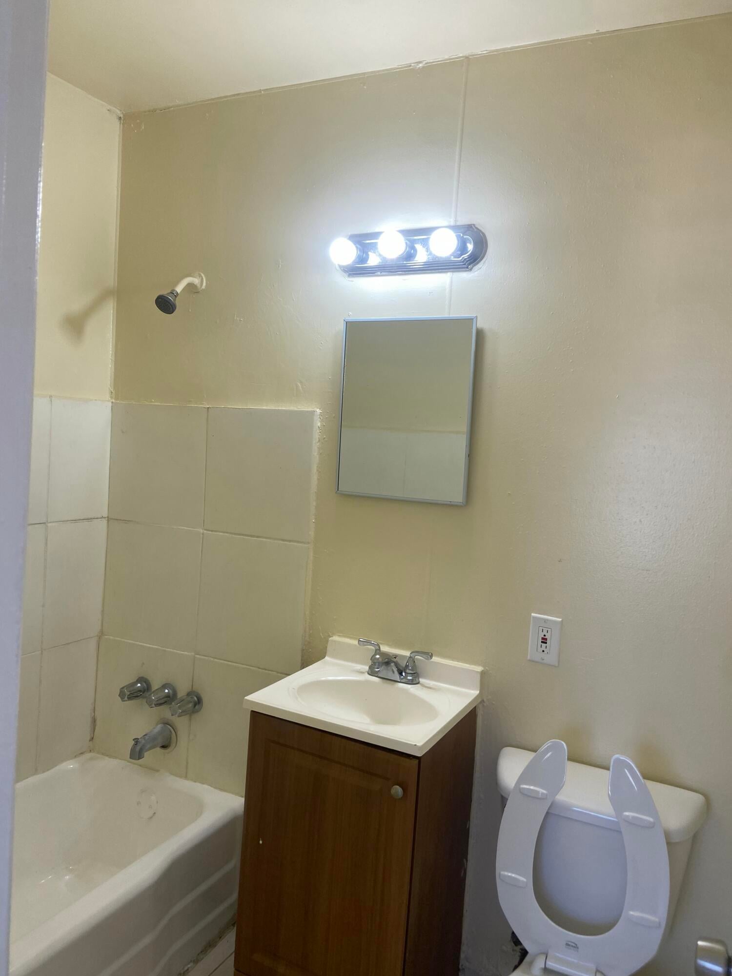 Residence photo 3
