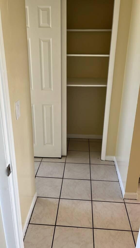  Unit 49 photo 5