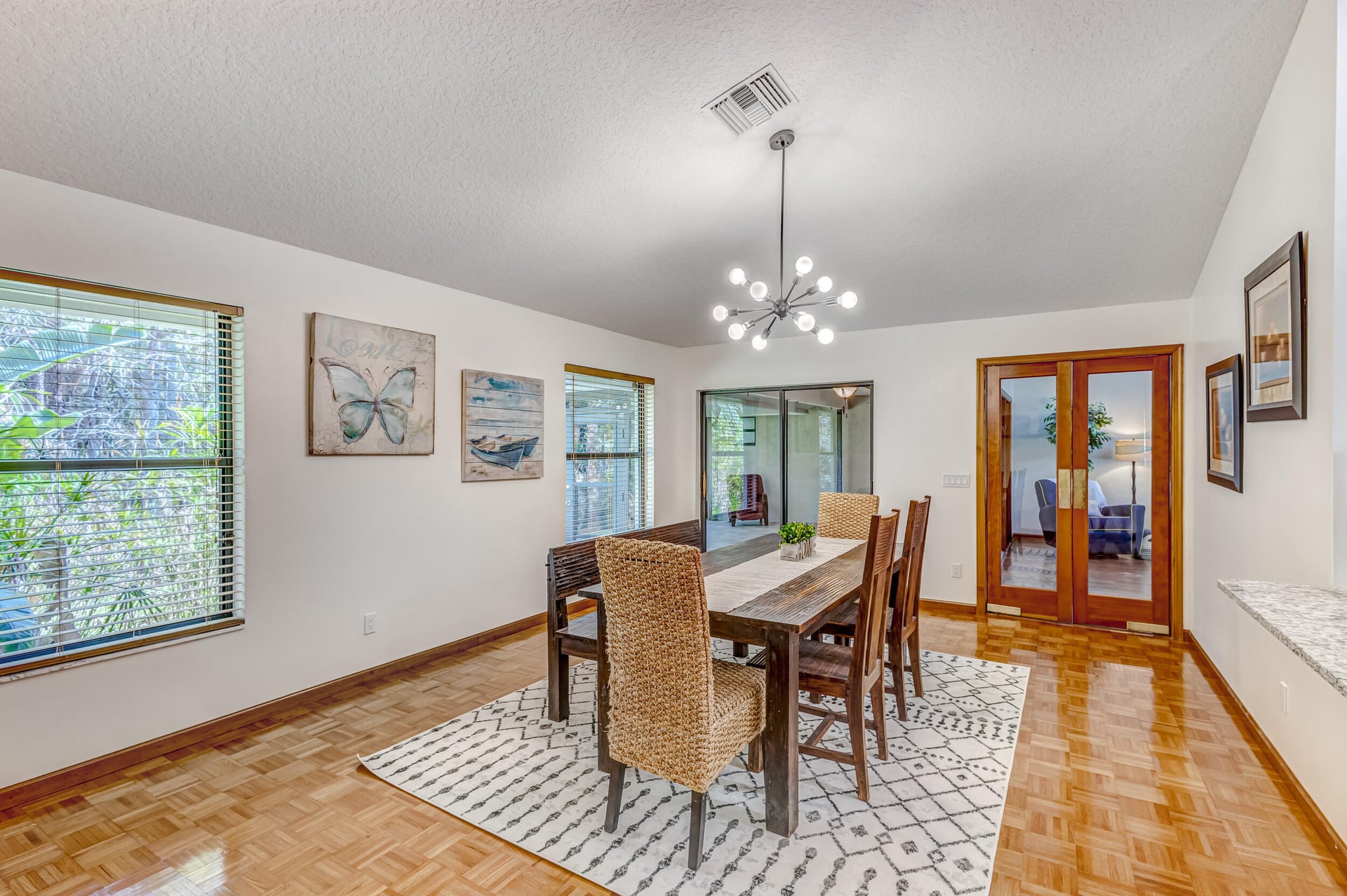 Residence photo 26