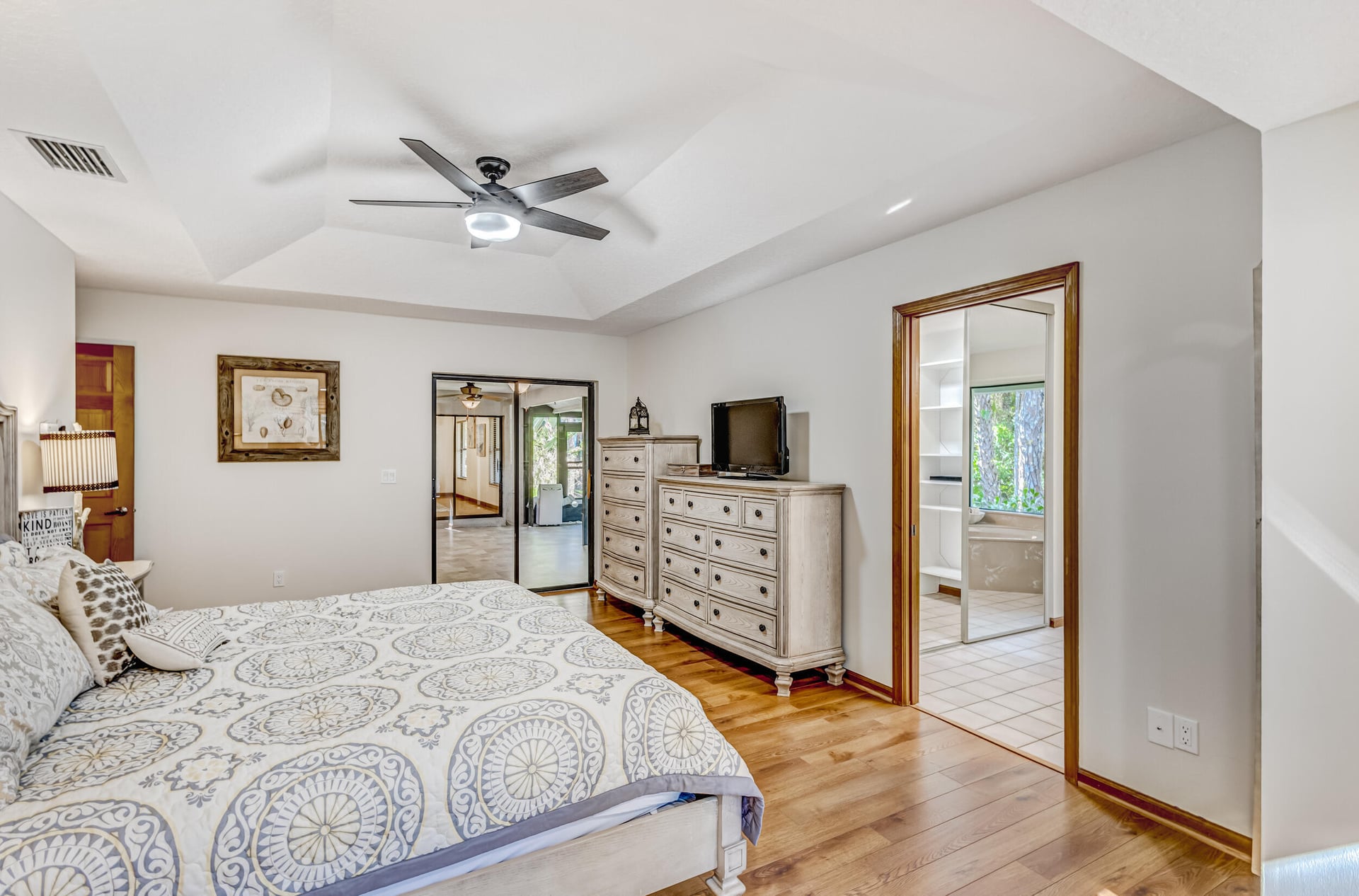 Residence photo 32